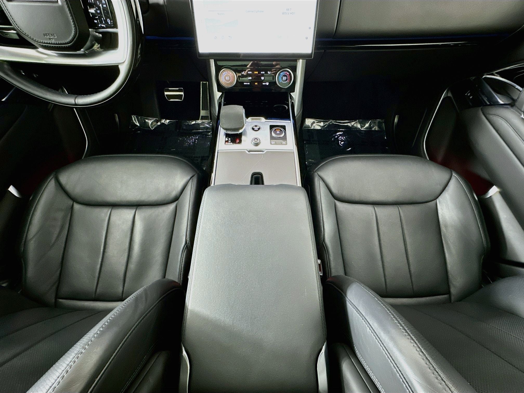 2023 Land Rover Range Rover SE LWB