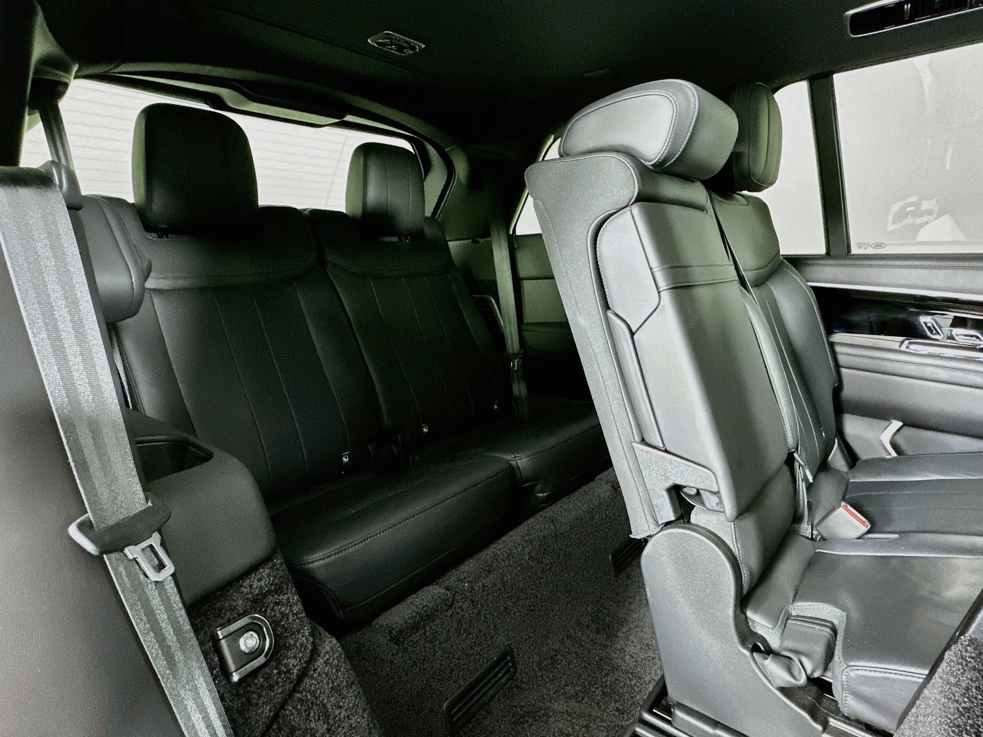 2023 Land Rover Range Rover SE LWB