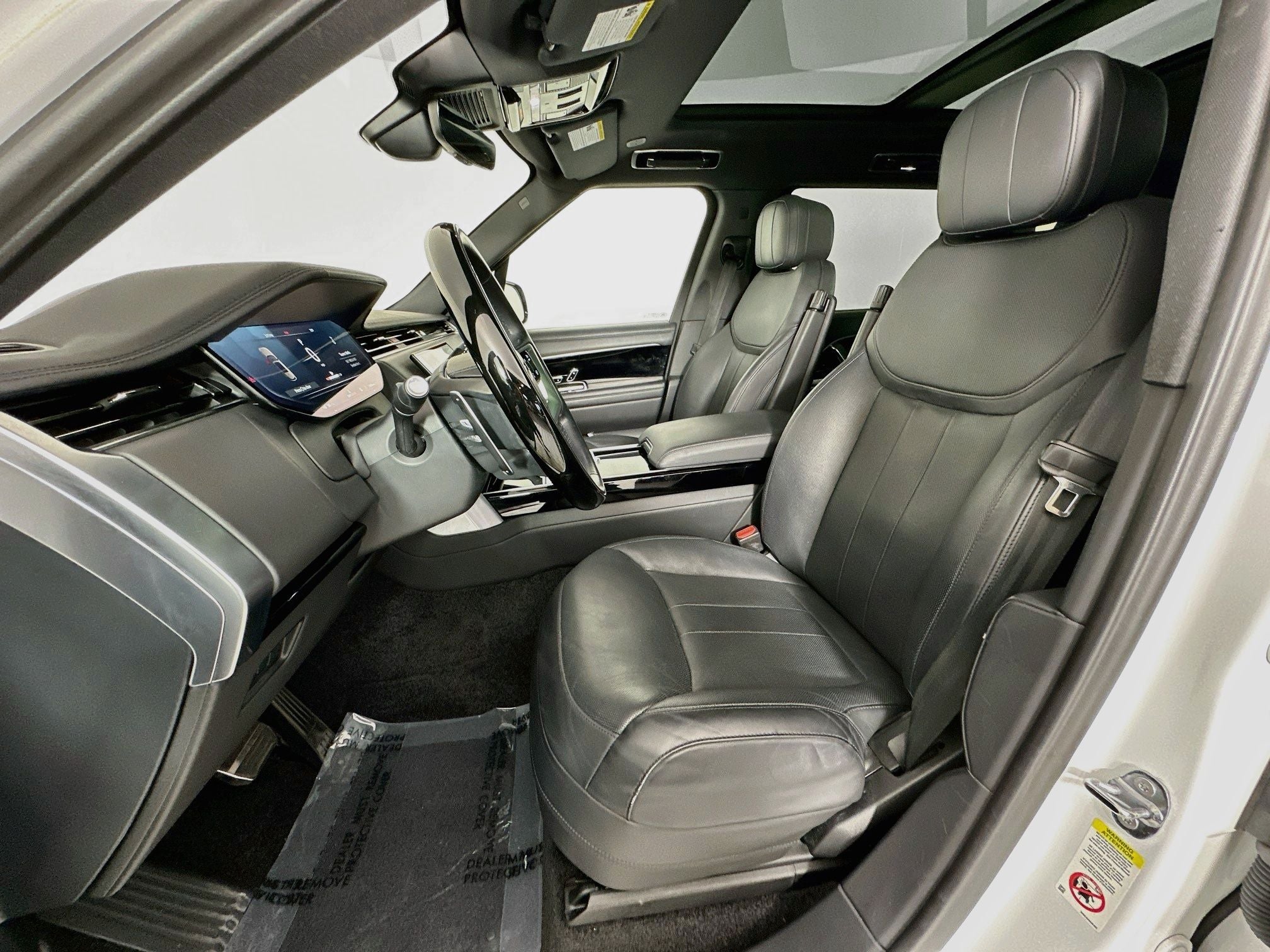 2023 Land Rover Range Rover SE LWB