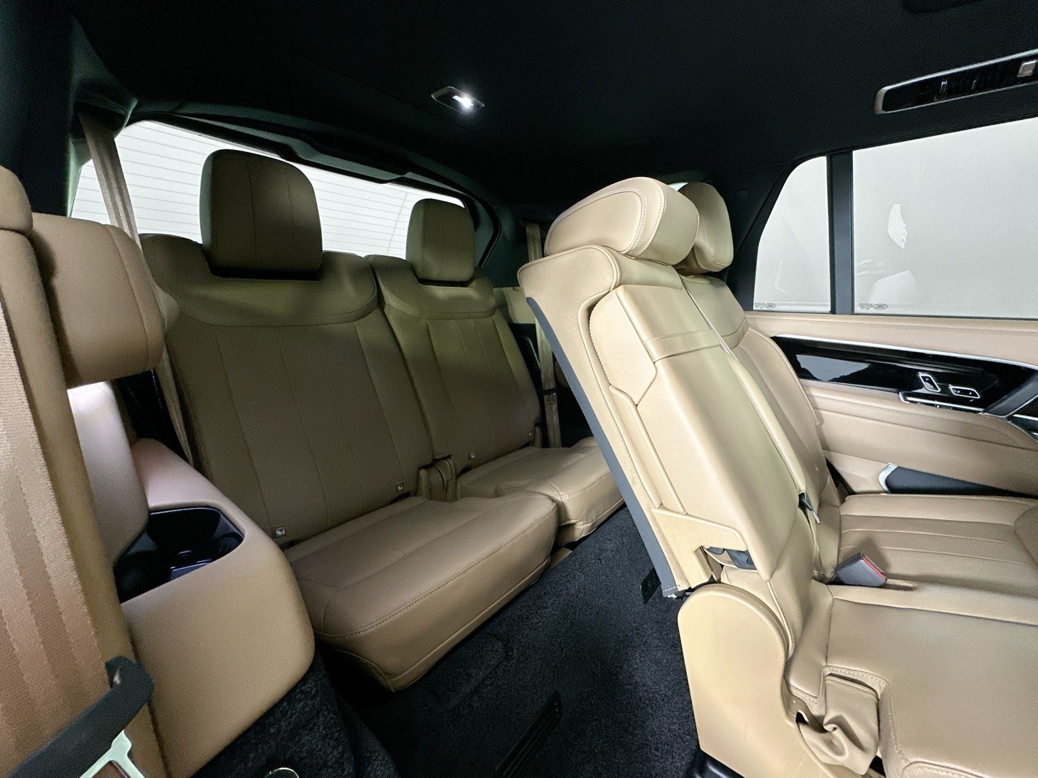 2024 Land Rover Range Rover SE LWB