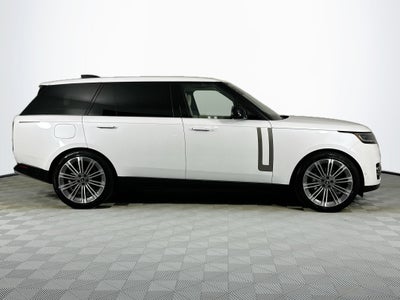 2025 Land Rover Range Rover SE LWB