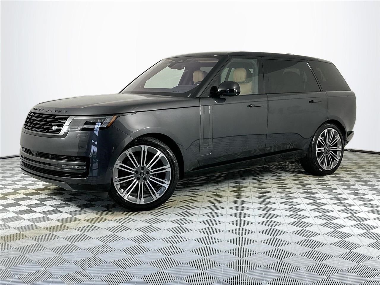 2023 Land Rover Range Rover SE LWB