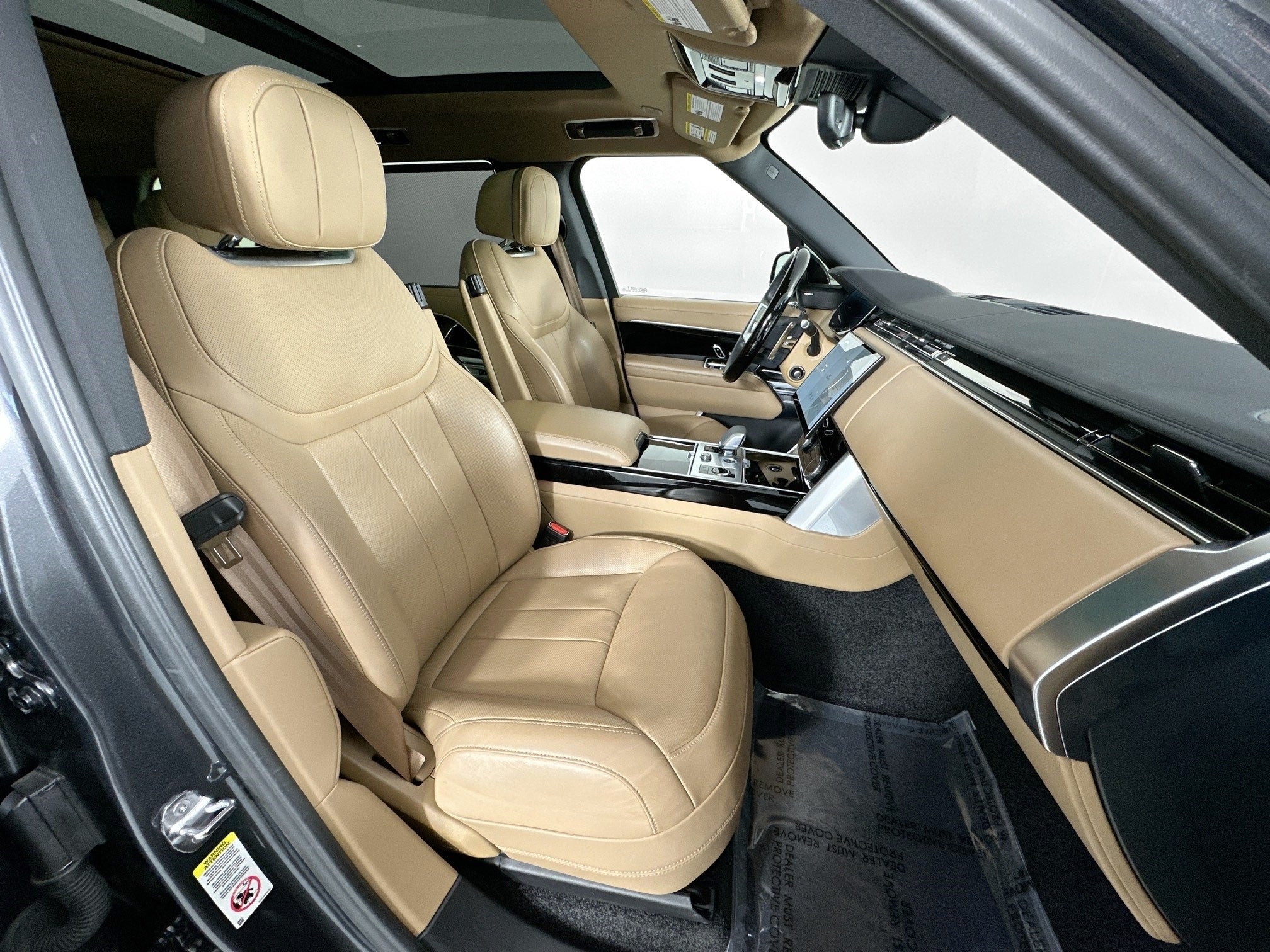 2023 Land Rover Range Rover SE LWB