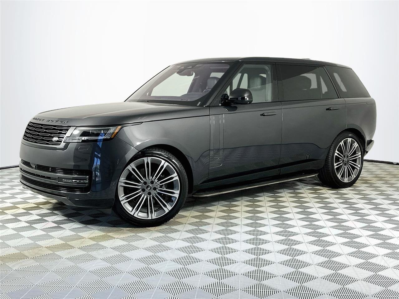 2023 Land Rover Range Rover SE LWB
