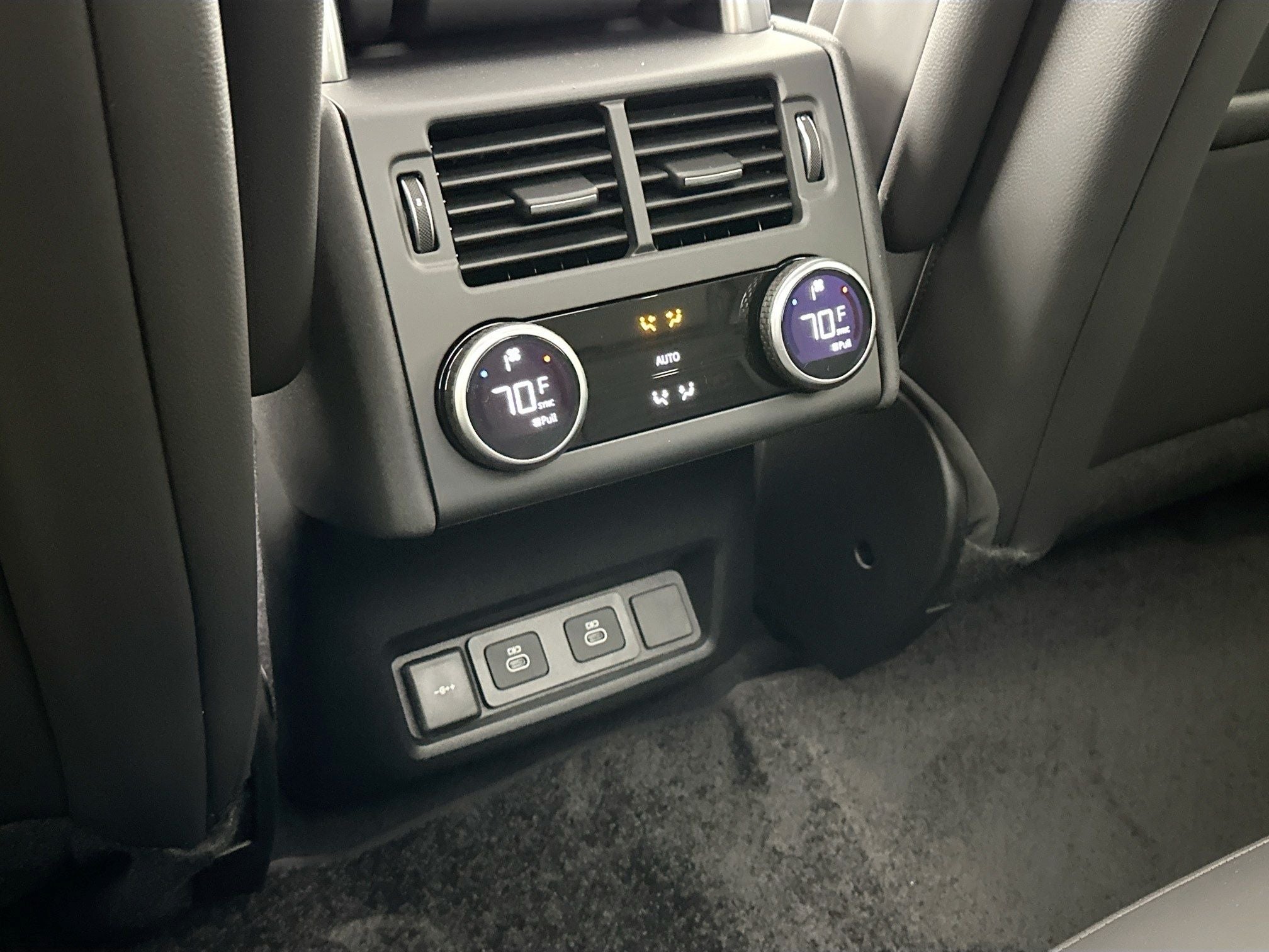 2025 Land Rover Discovery S