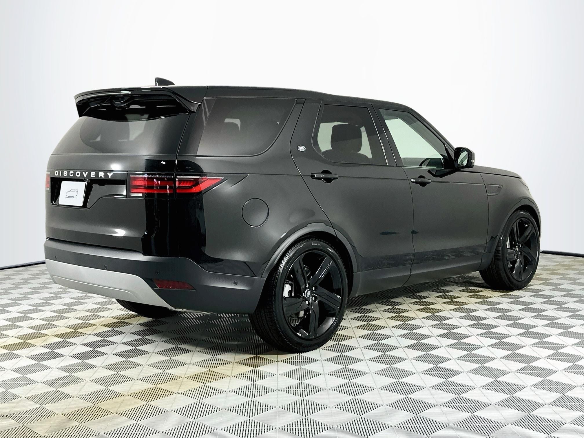 2026 Land Rover Discovery S