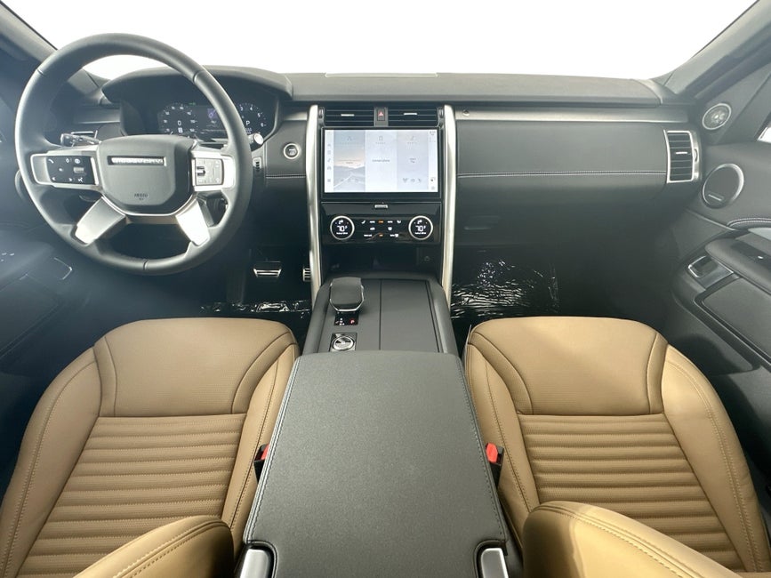 2024 Land Rover Discovery Dynamic SE in Naples, FL - Bentley Naples