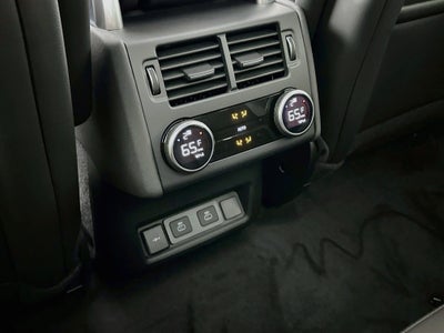 2026 Land Rover Discovery Dynamic SE