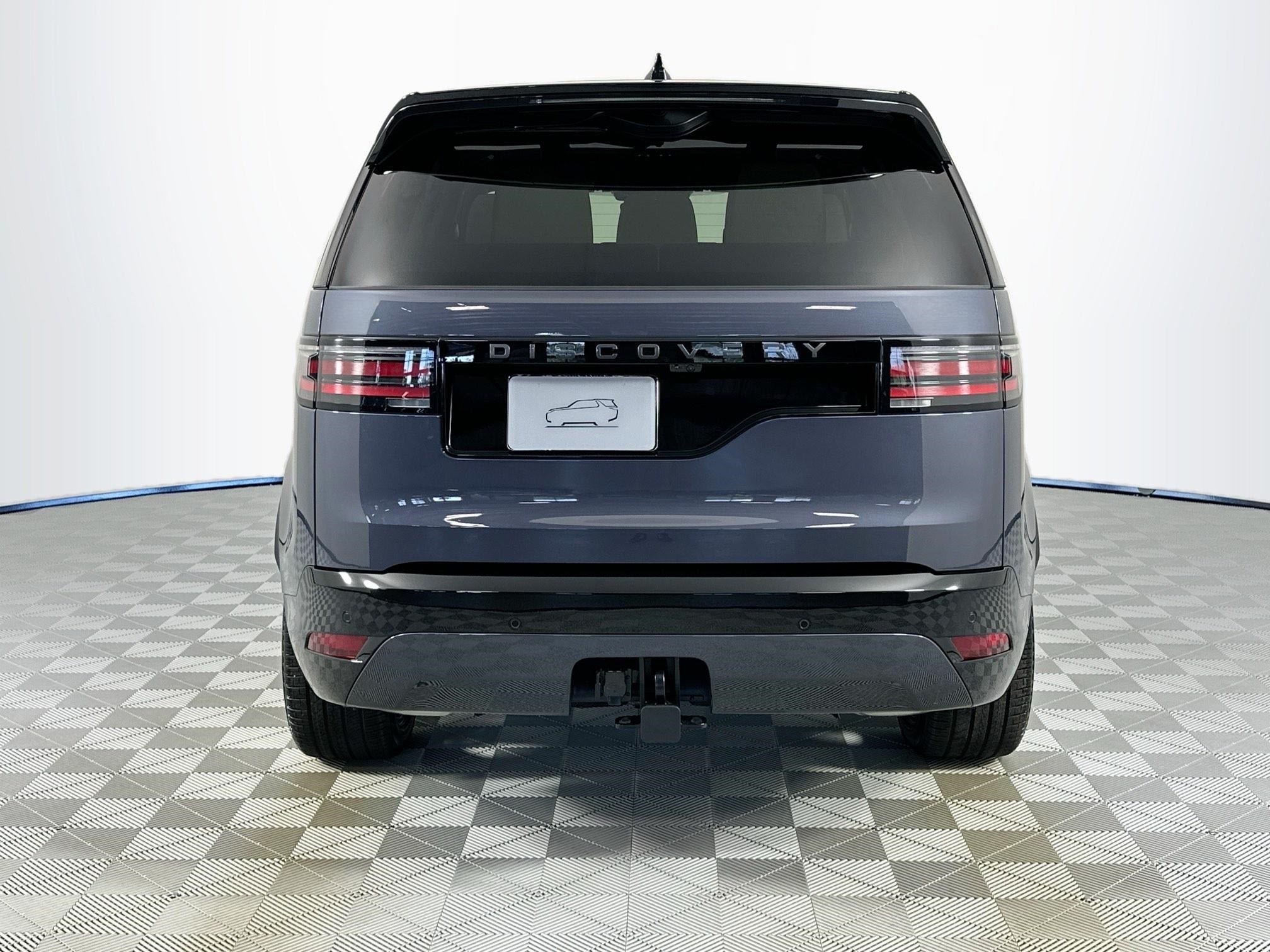 2025 Land Rover Discovery Dynamic SE