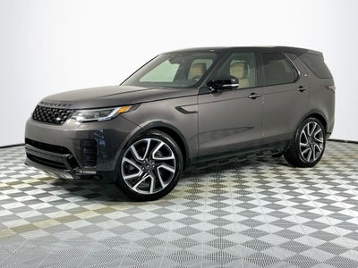 2025 Land Rover Discovery Dynamic SE