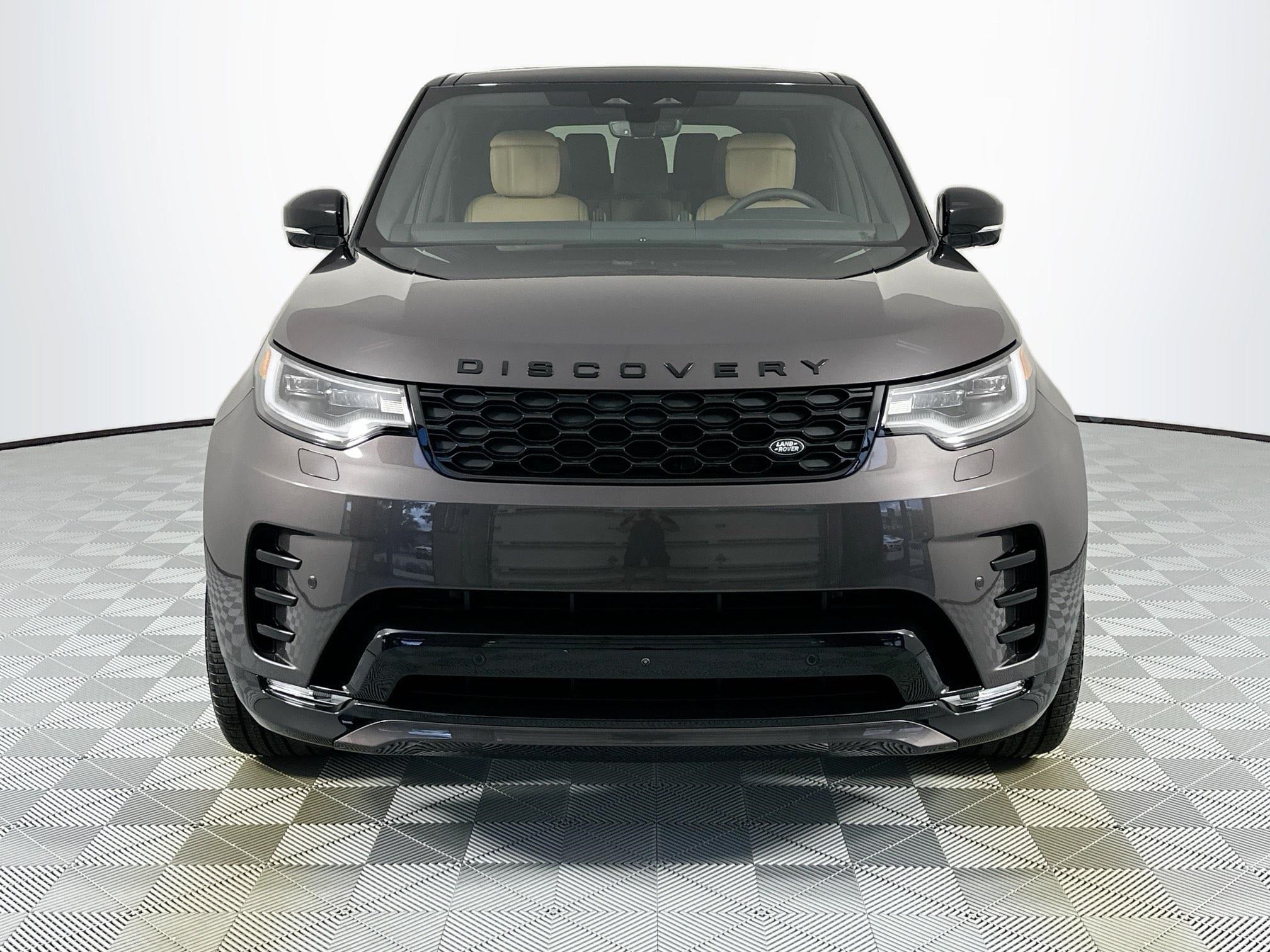 2025 Land Rover Discovery Dynamic SE