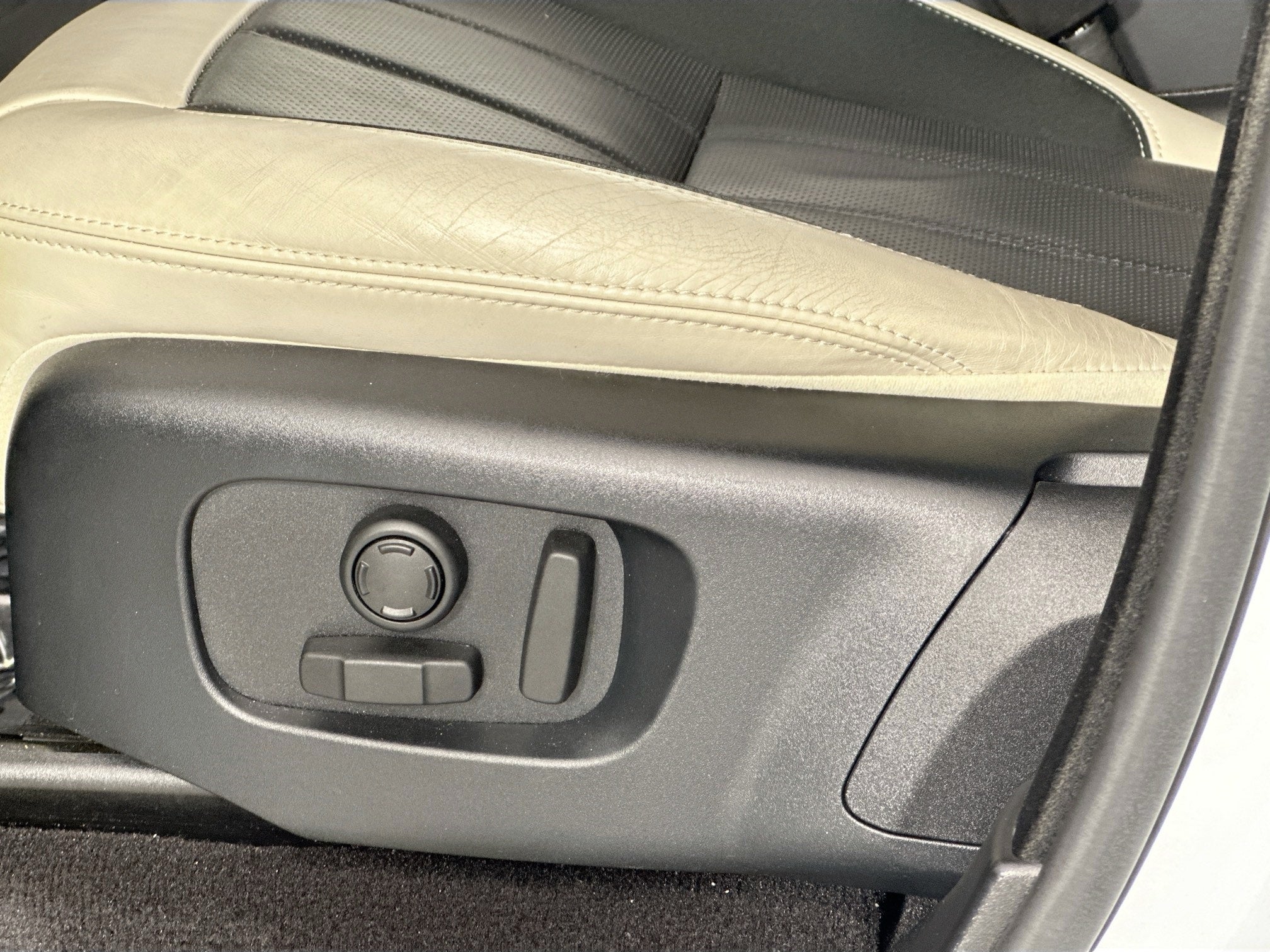 2020 Land Rover Range Rover Sport HST