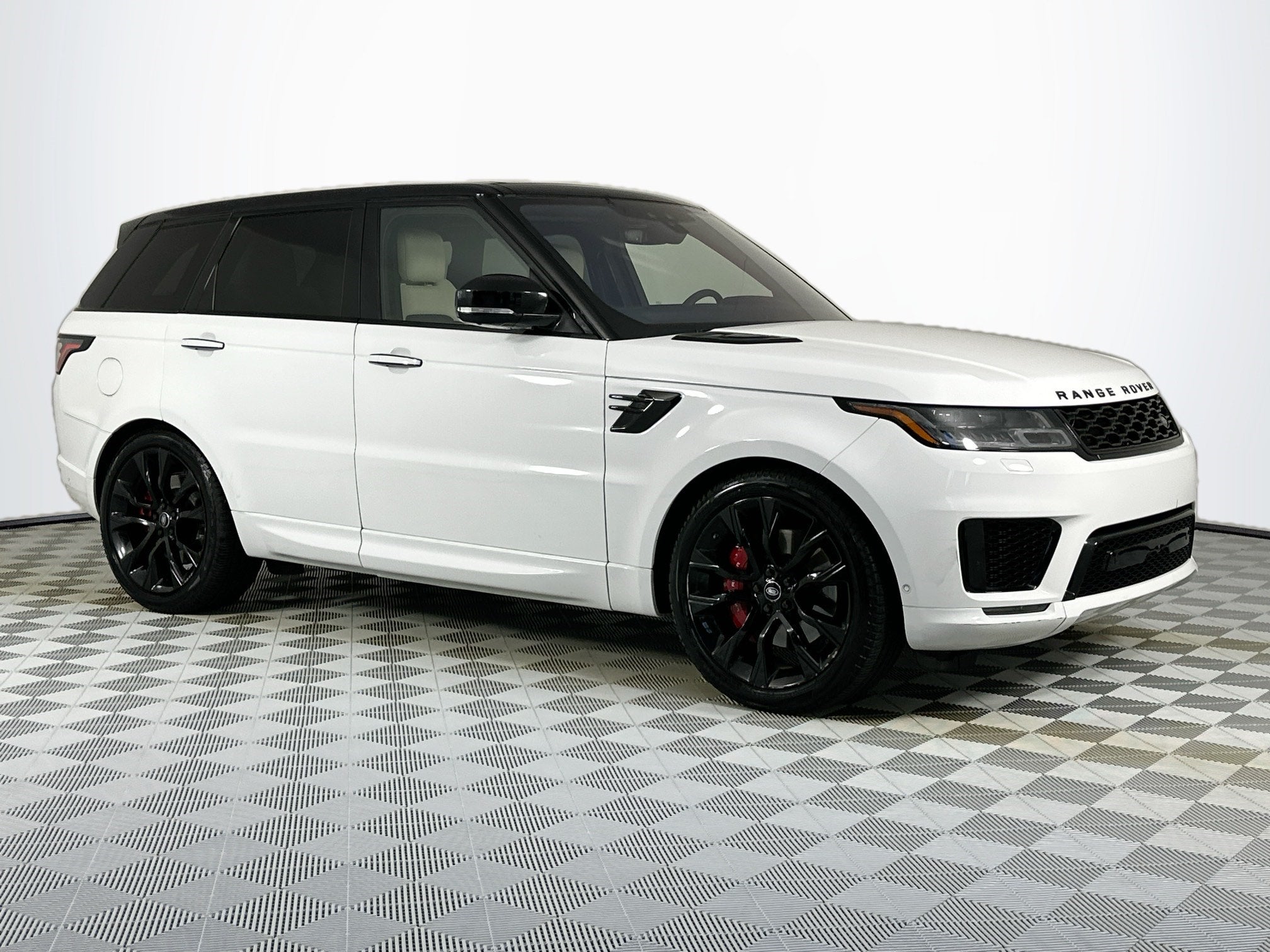 2020 Land Rover Range Rover Sport HST