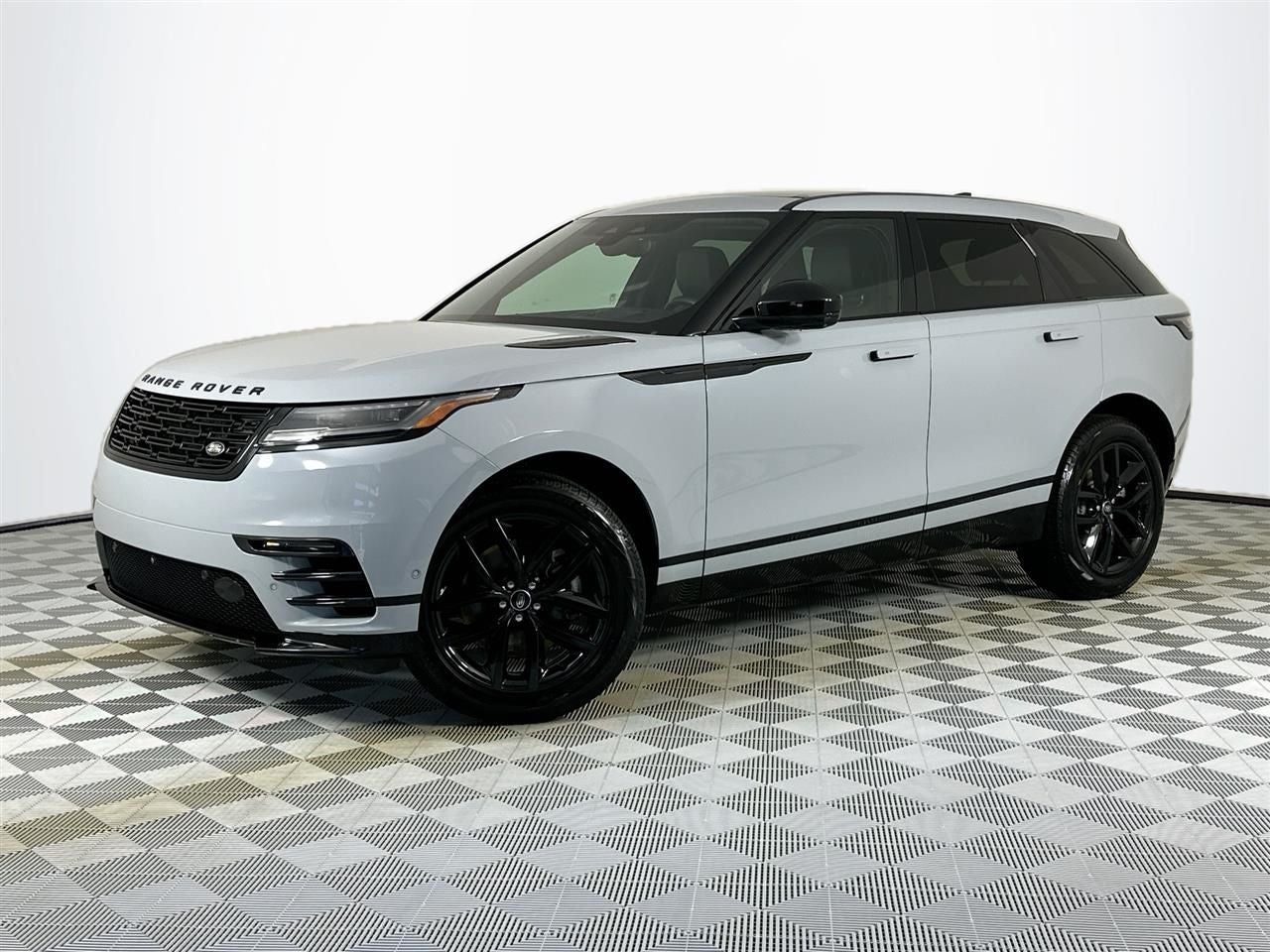 2024 Land Rover Range Rover Velar Dynamic SE