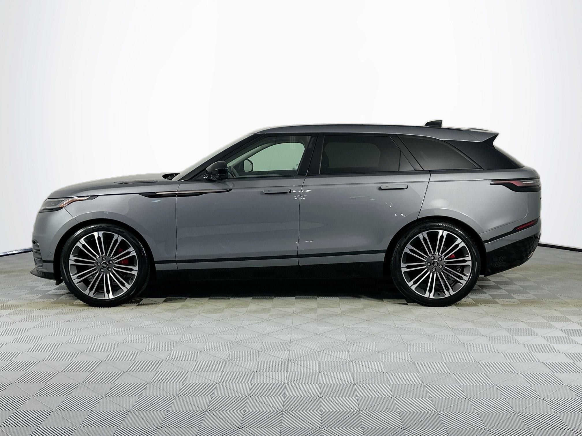 2025 Land Rover Range Rover Velar Dynamic SE