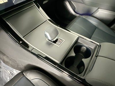 2024 Land Rover Range Rover Velar Dynamic SE