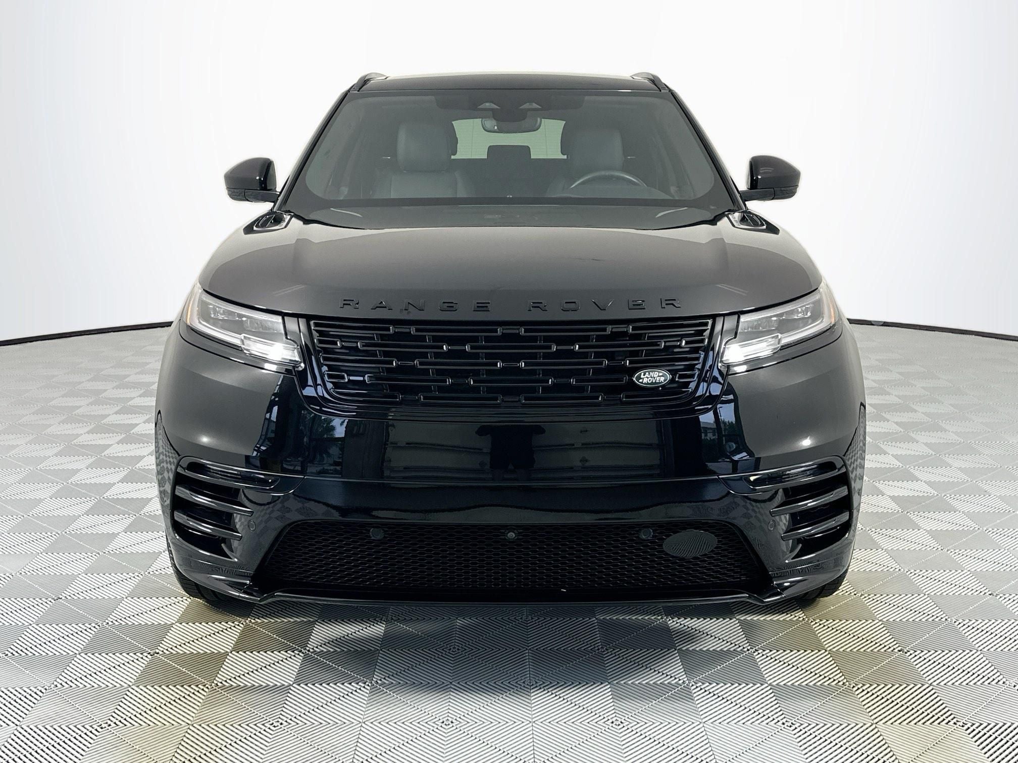 2024 Land Rover Range Rover Velar Dynamic SE