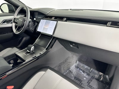2026 Land Rover Range Rover Velar Dynamic SE