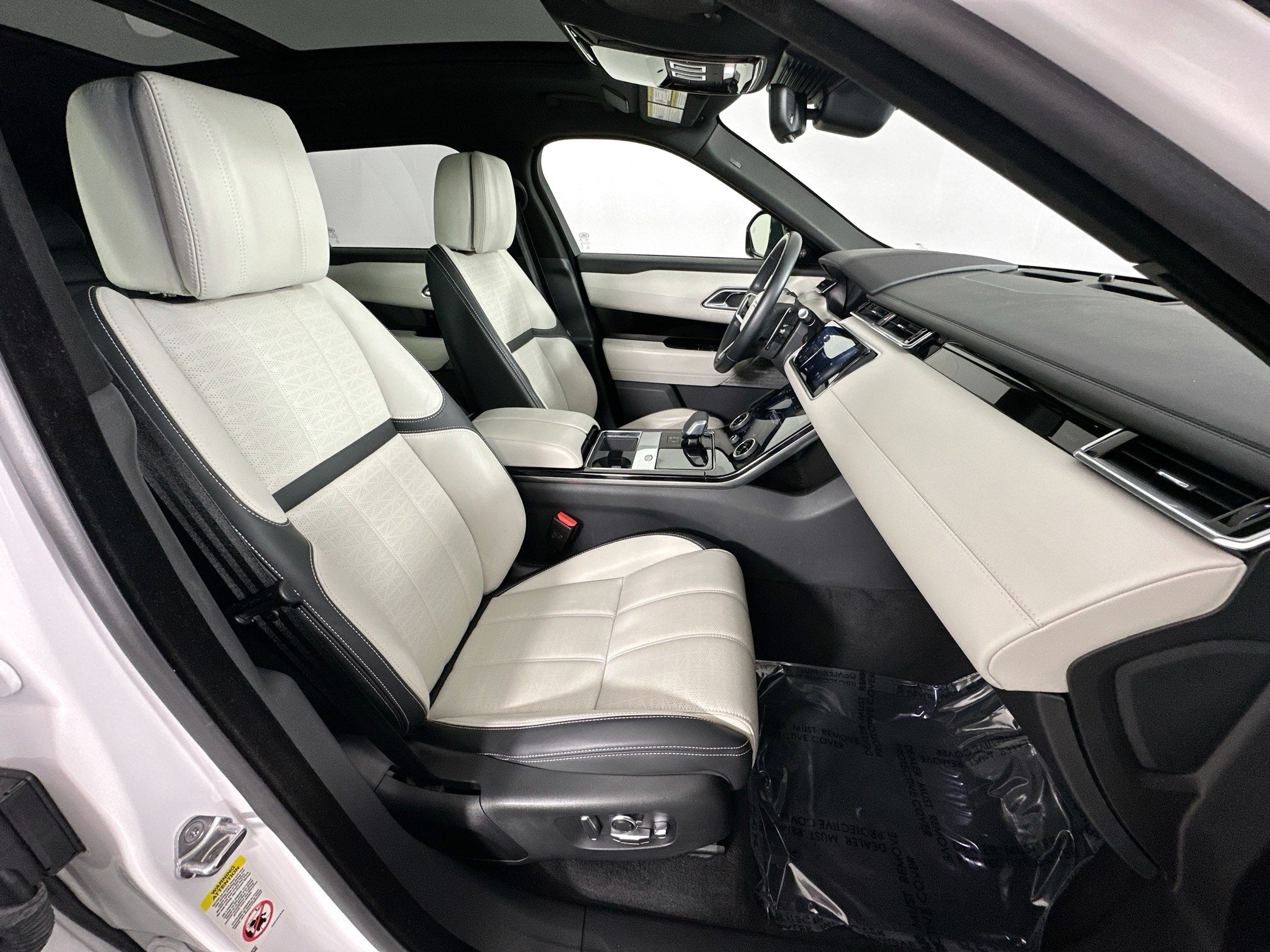 2022 Land Rover Range Rover Velar R-Dynamic HSE