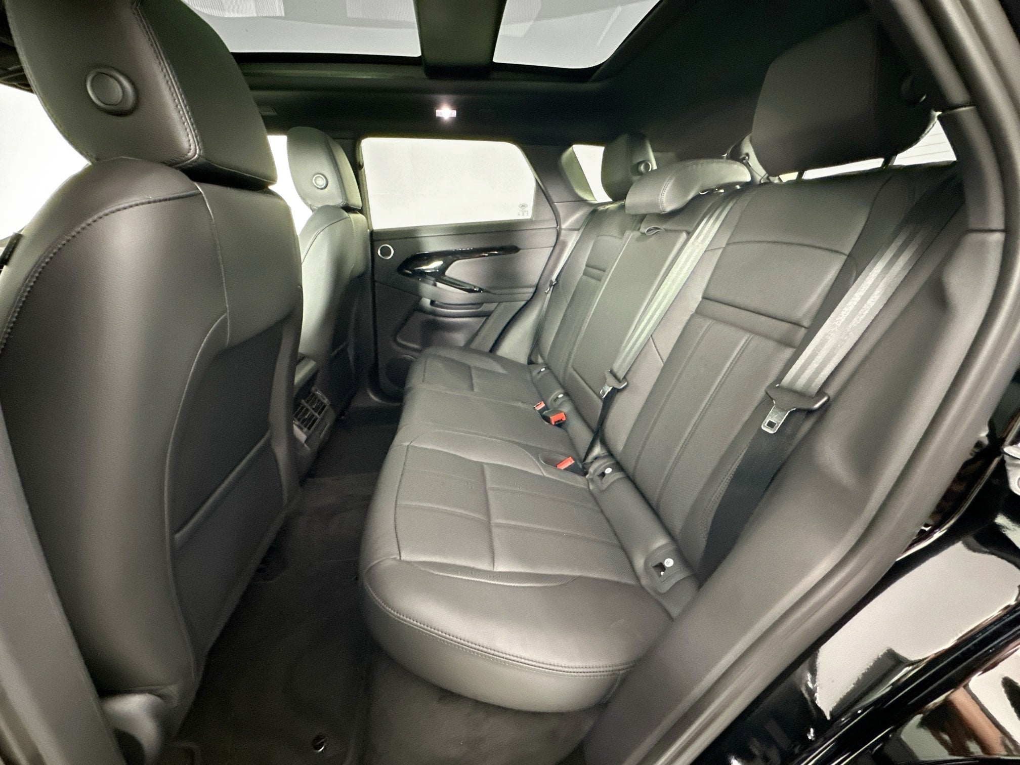 2026 Land Rover Range Rover Evoque S