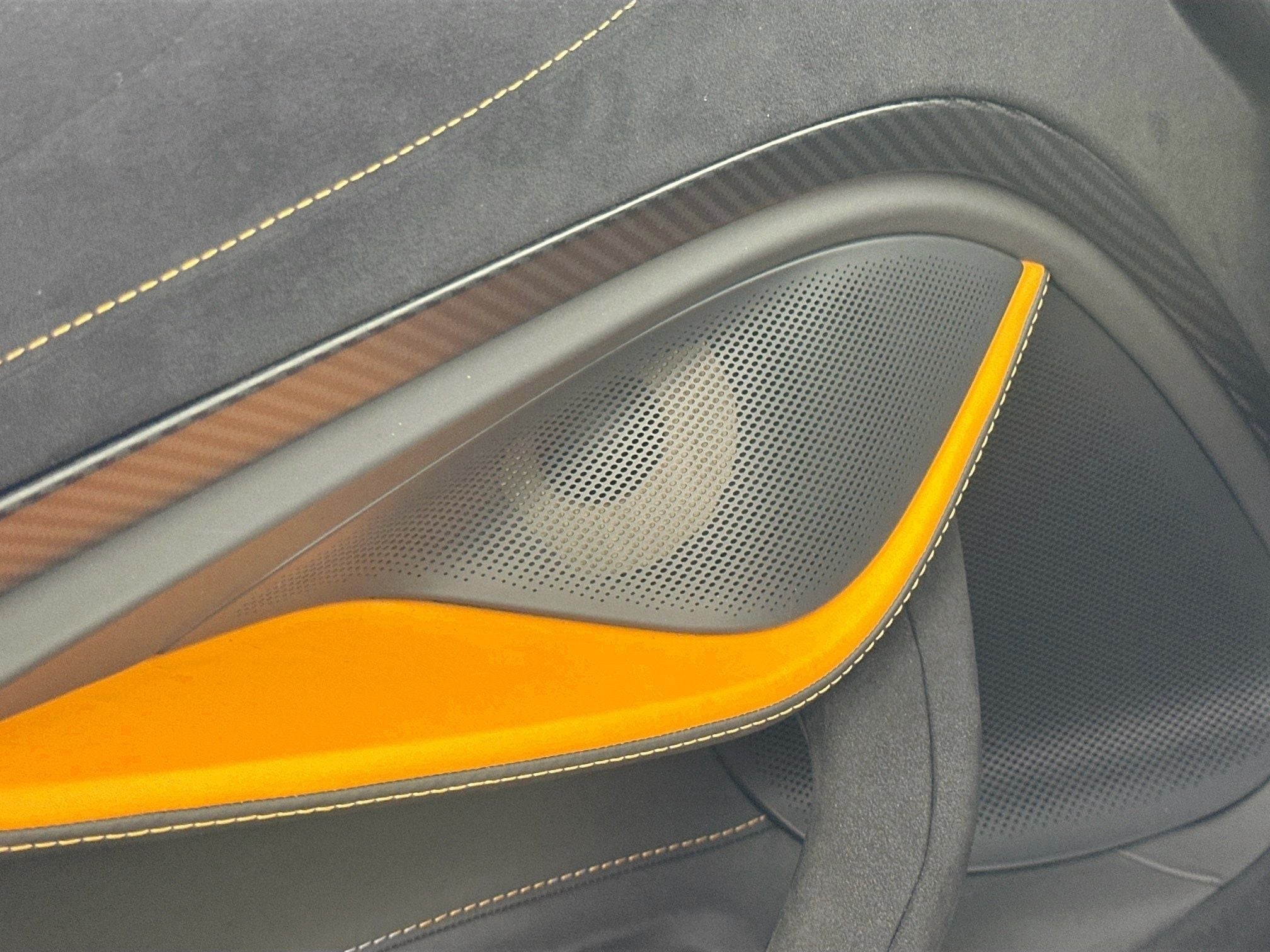 2022 McLaren 720S Performance