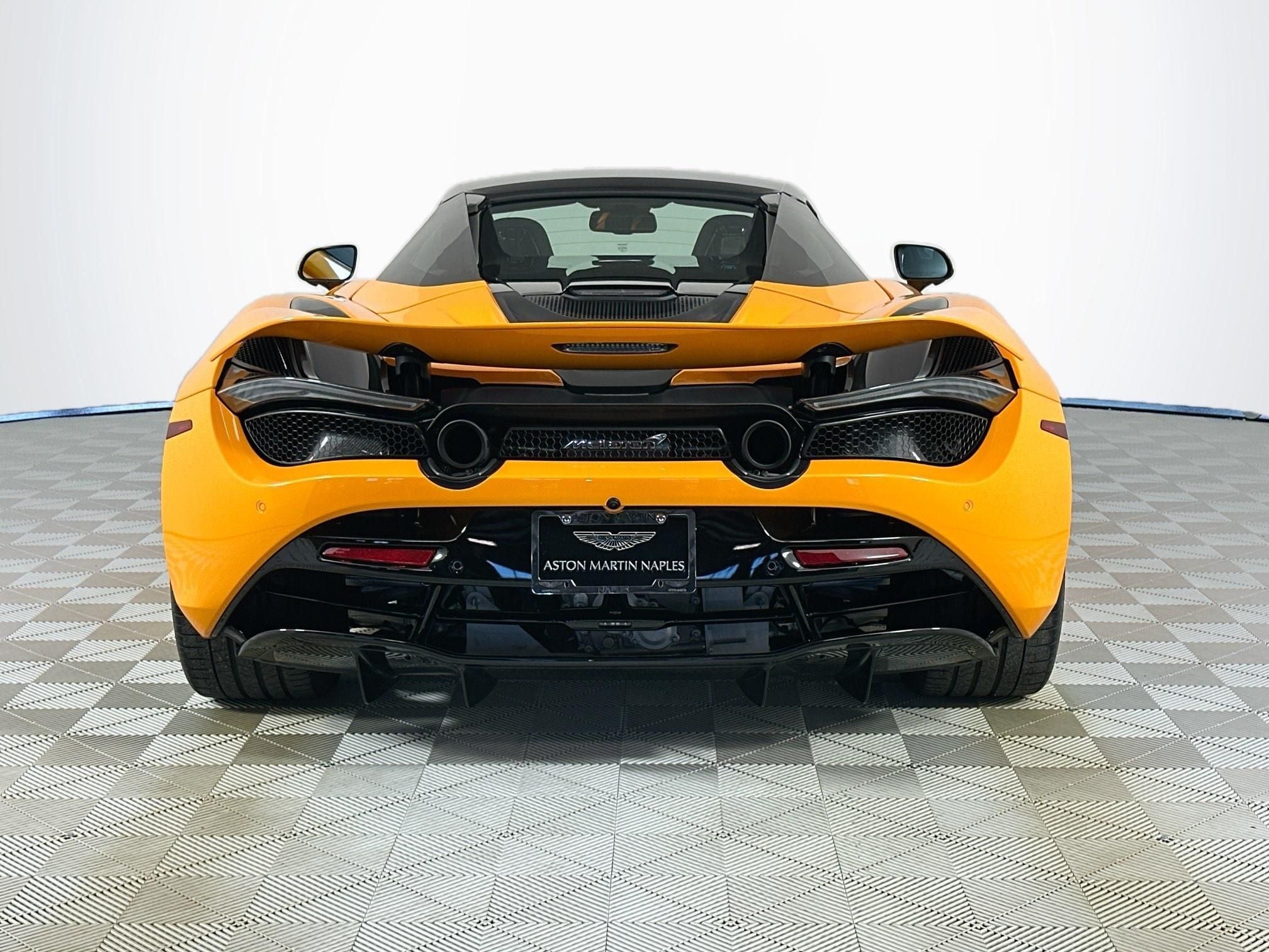 2022 McLaren 720S Performance