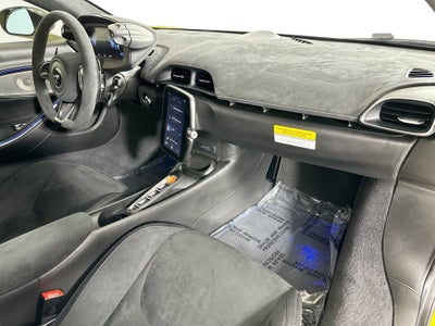 2025 McLaren Artura Base