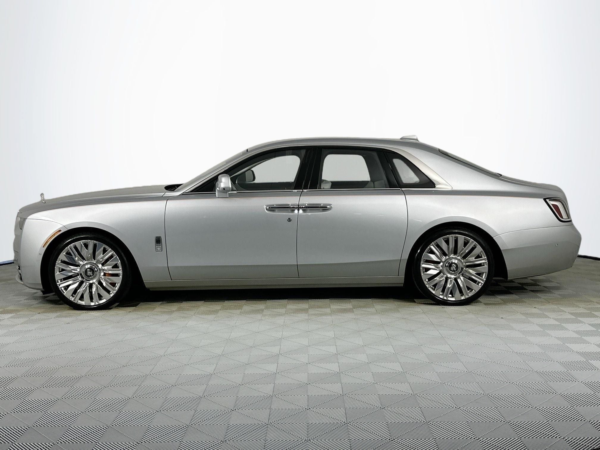 2026 Rolls-Royce Ghost Base