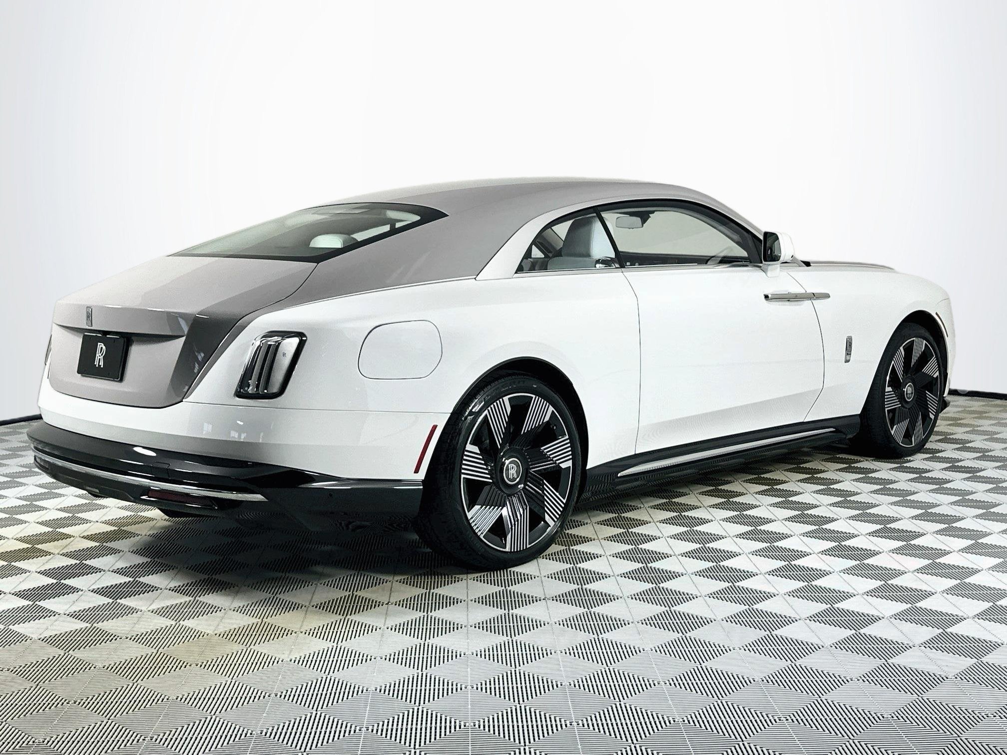 2024 Rolls-Royce Spectre 