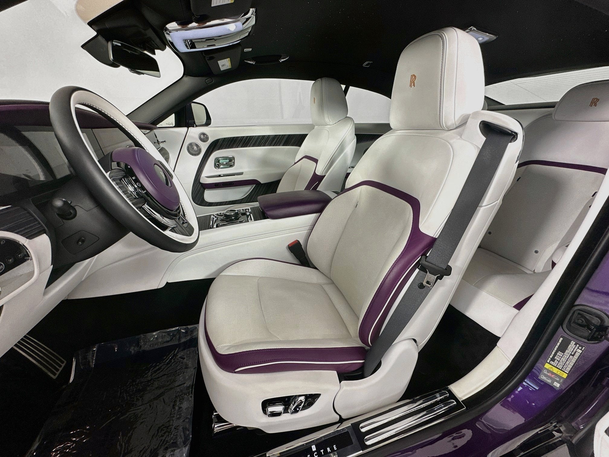 2024 Rolls-Royce Spectre 