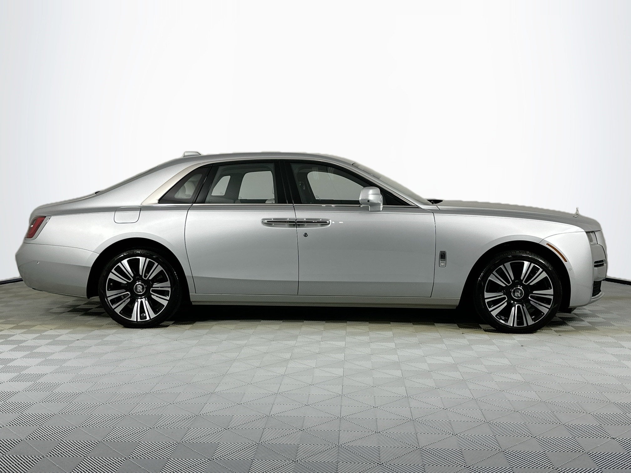 2021 Rolls-Royce Ghost 