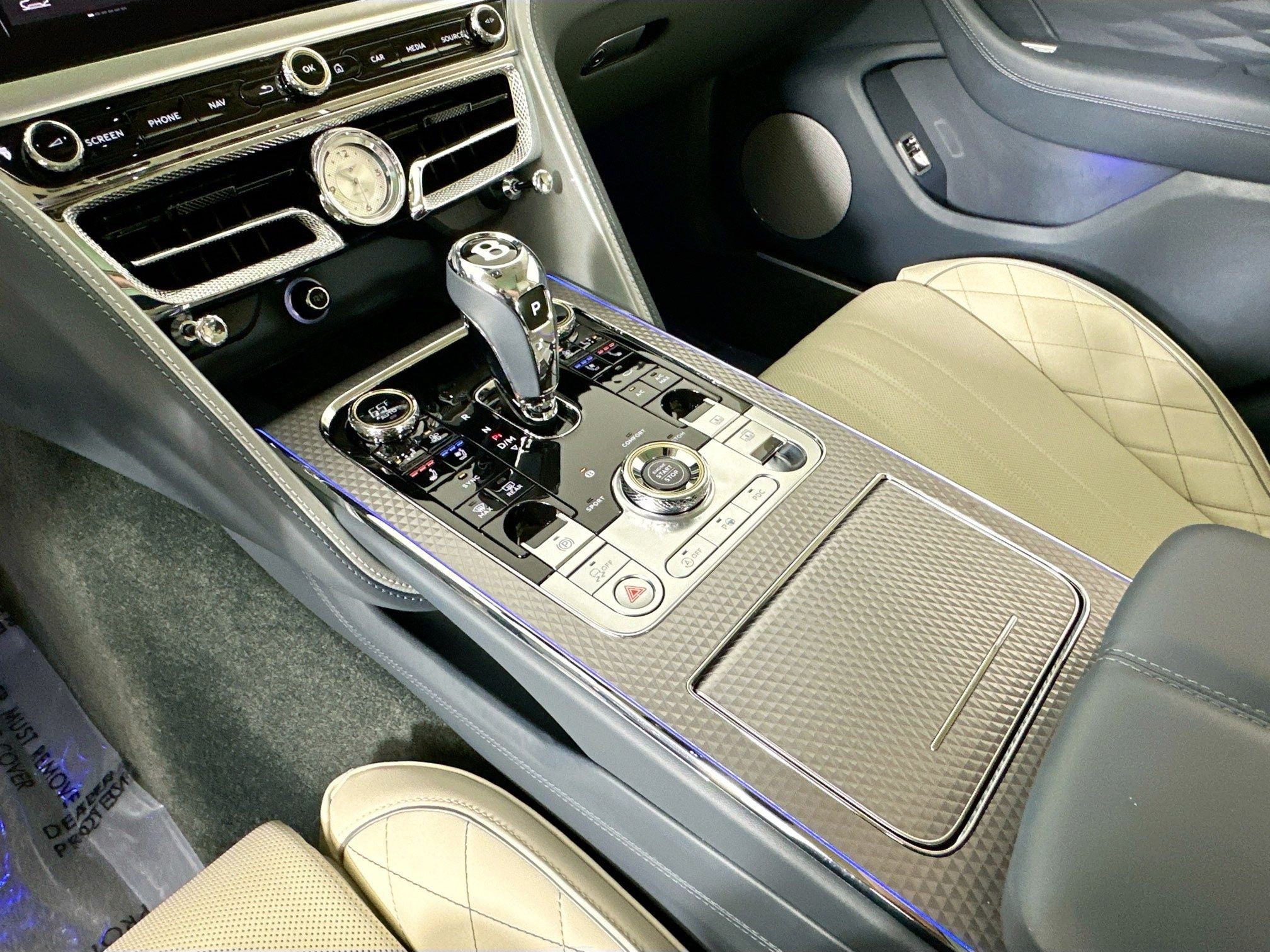 2024 Bentley Flying Spur Mulliner W12