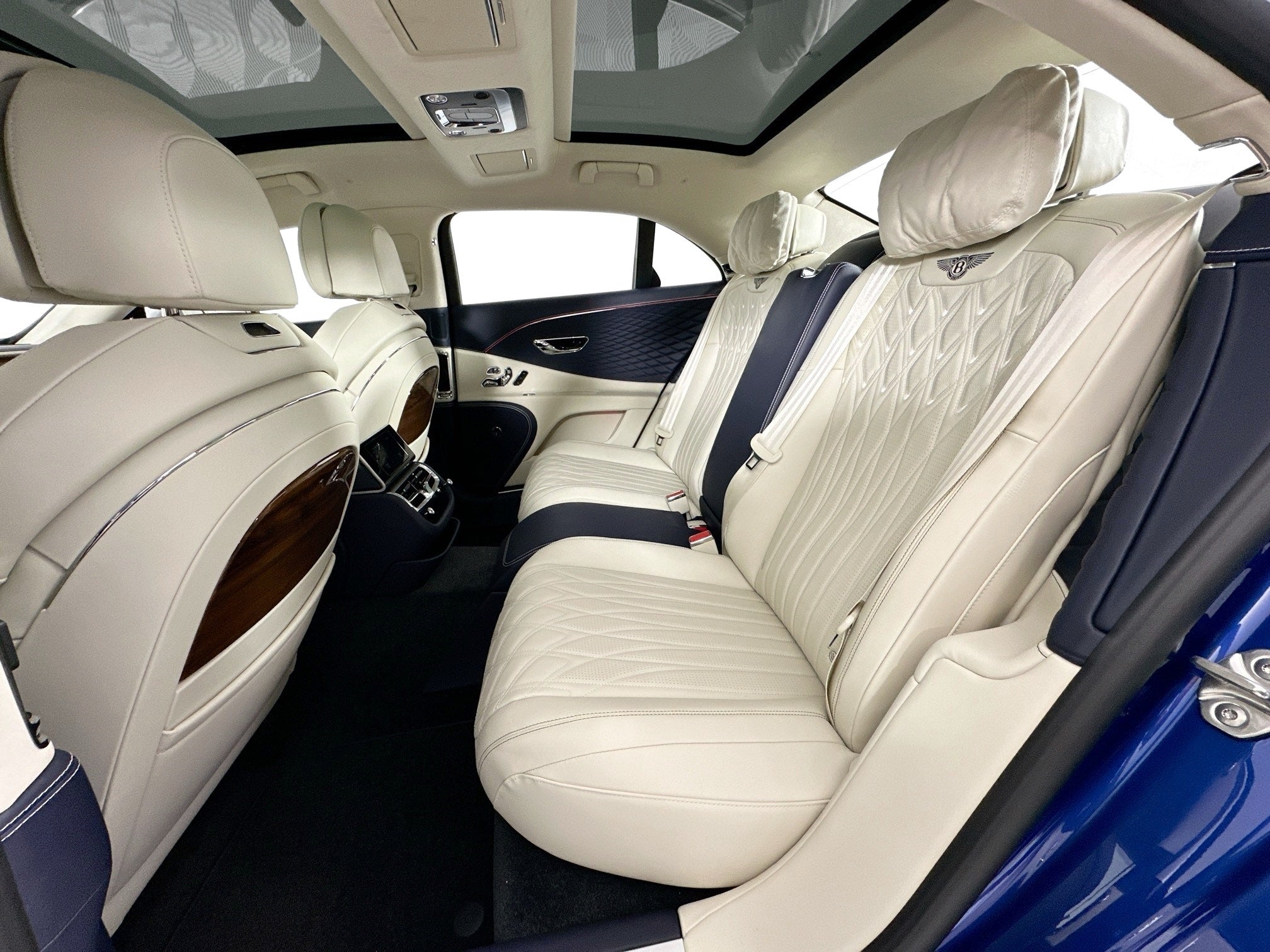 2026 Bentley Flying Spur Azure