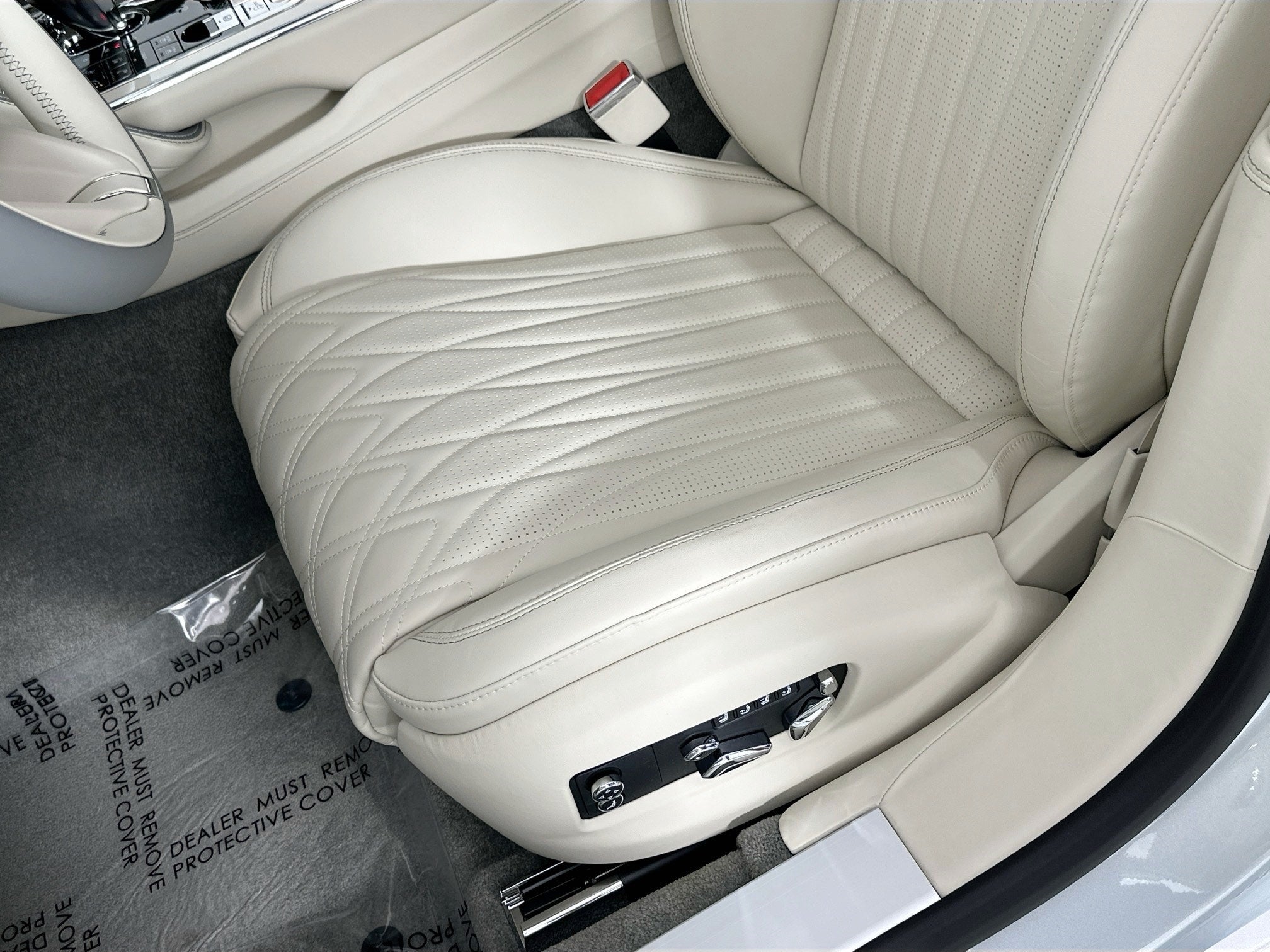 2026 Bentley Flying Spur Azure