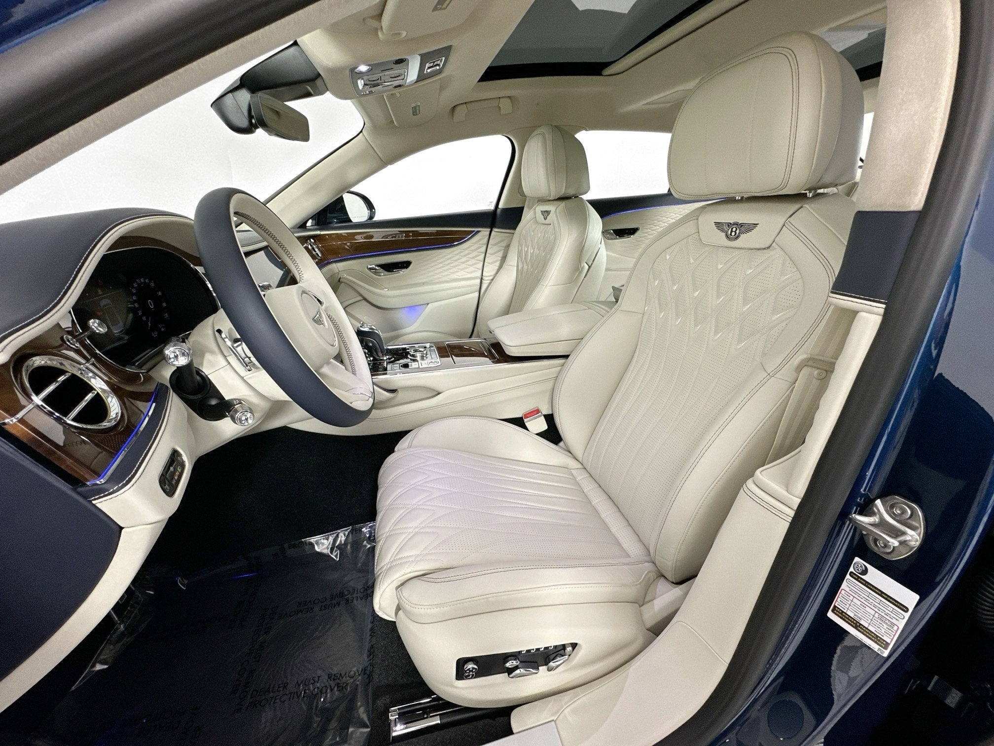 2026 Bentley Flying Spur Azure