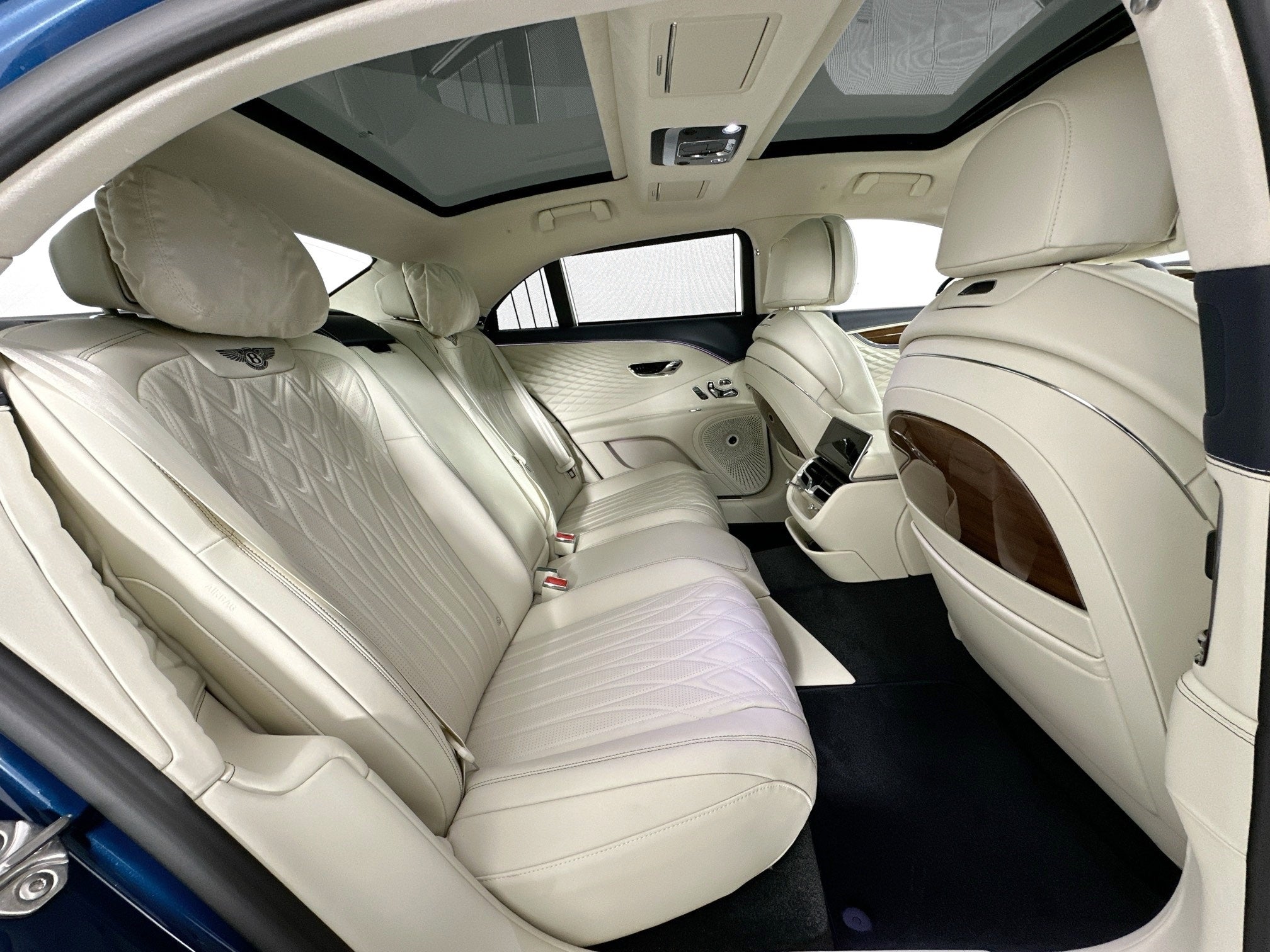 2026 Bentley Flying Spur Azure