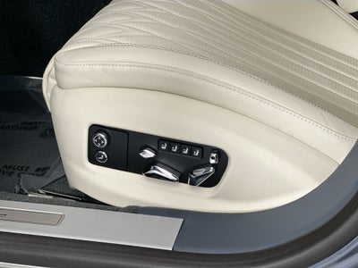 2026 Bentley Flying Spur Azure