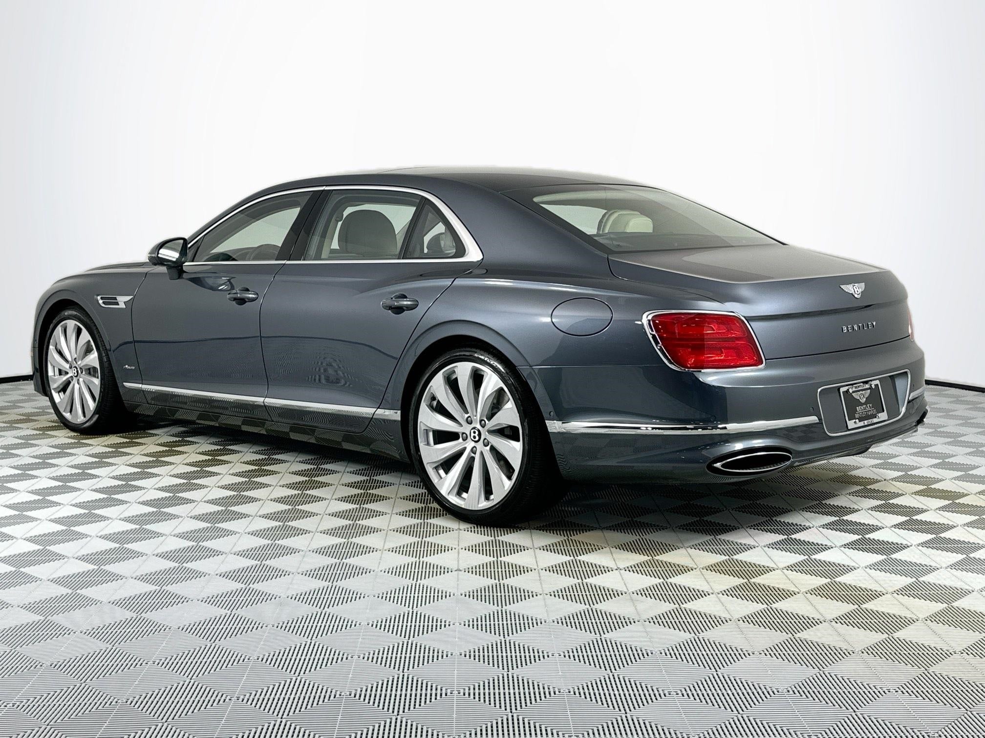 2026 Bentley Flying Spur Azure