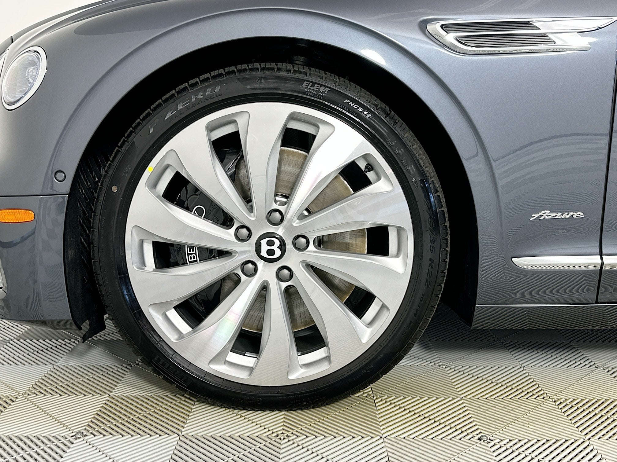 2026 Bentley Flying Spur Azure