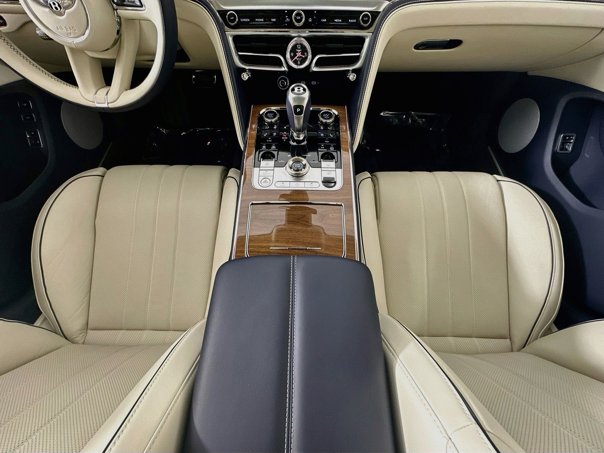 2026 Bentley Flying Spur V8