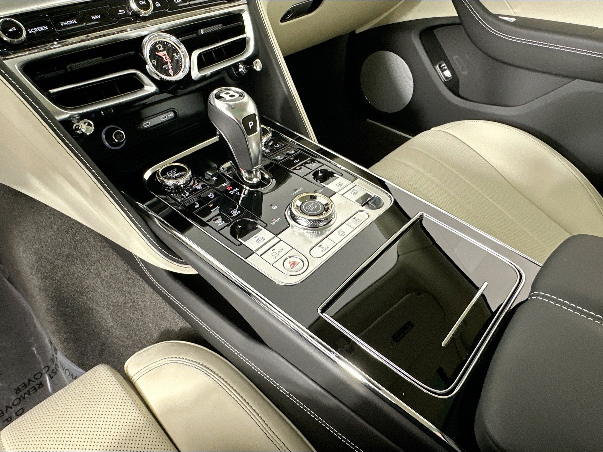 2026 Bentley Flying Spur Base