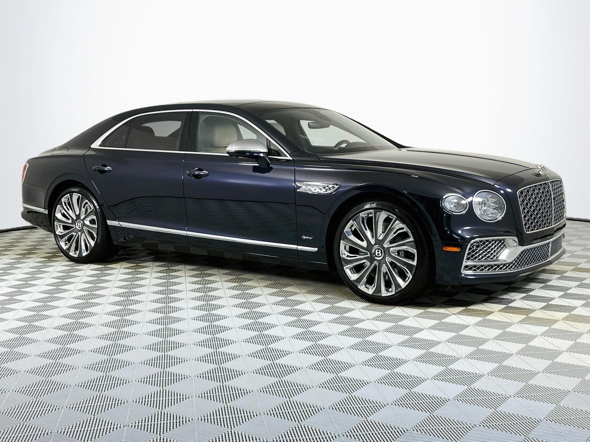 2022 Bentley Flying Spur Hybrid Mulliner