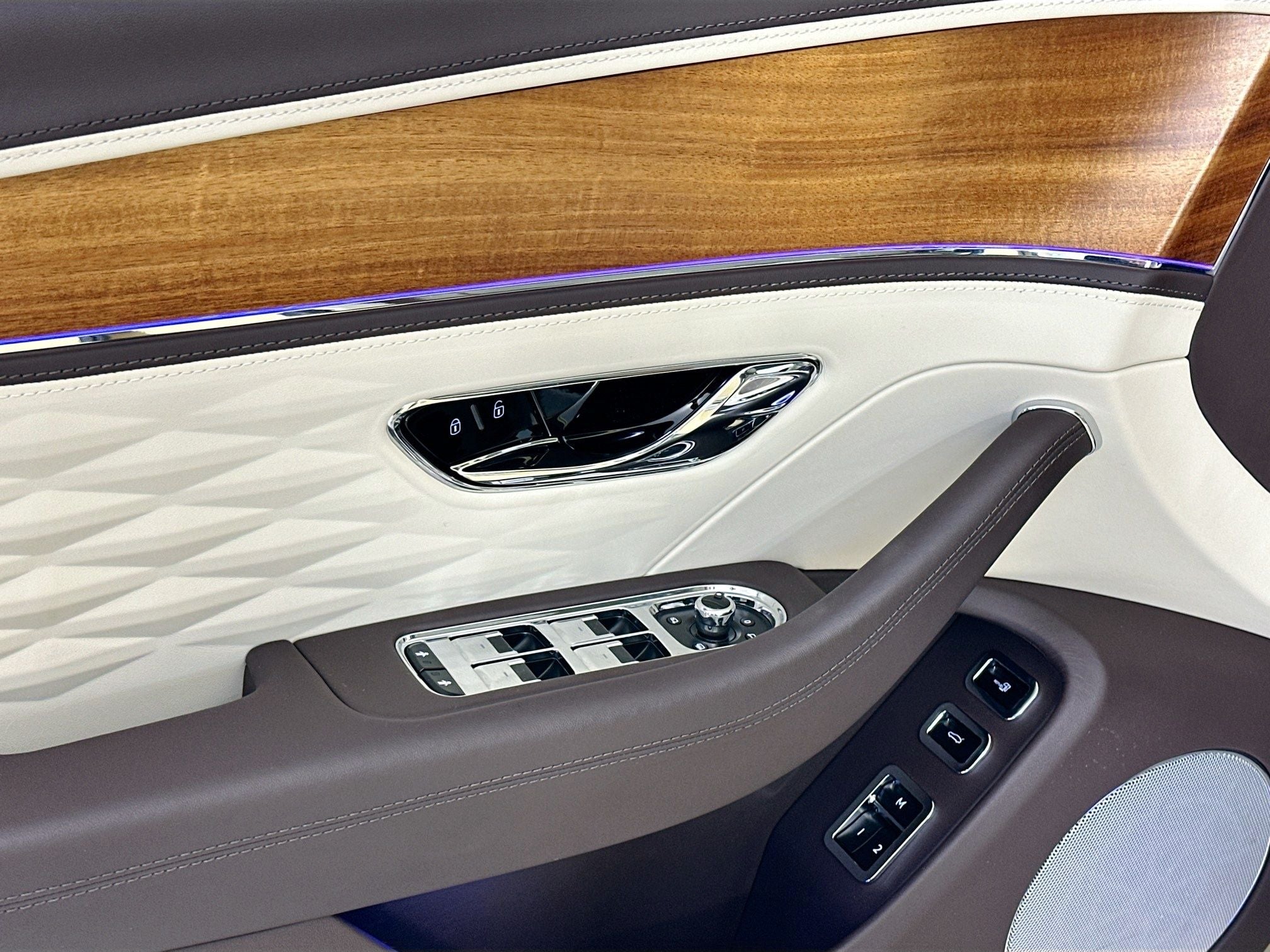 2023 Bentley Flying Spur Hybrid S