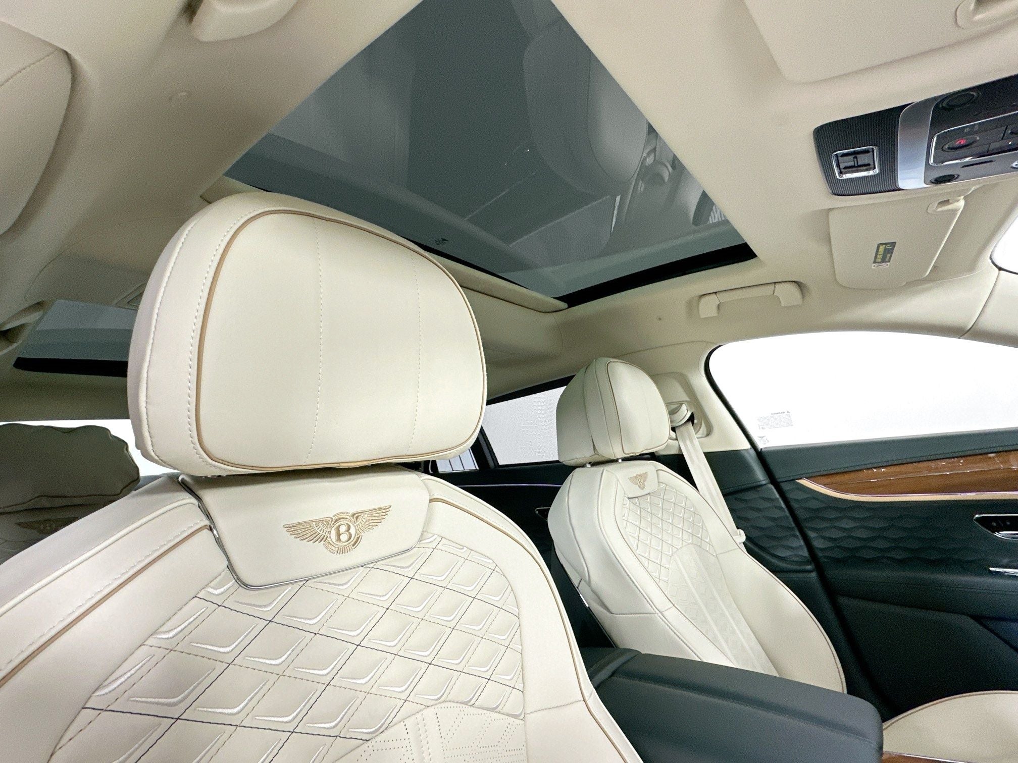 2026 Bentley Flying Spur Mulliner