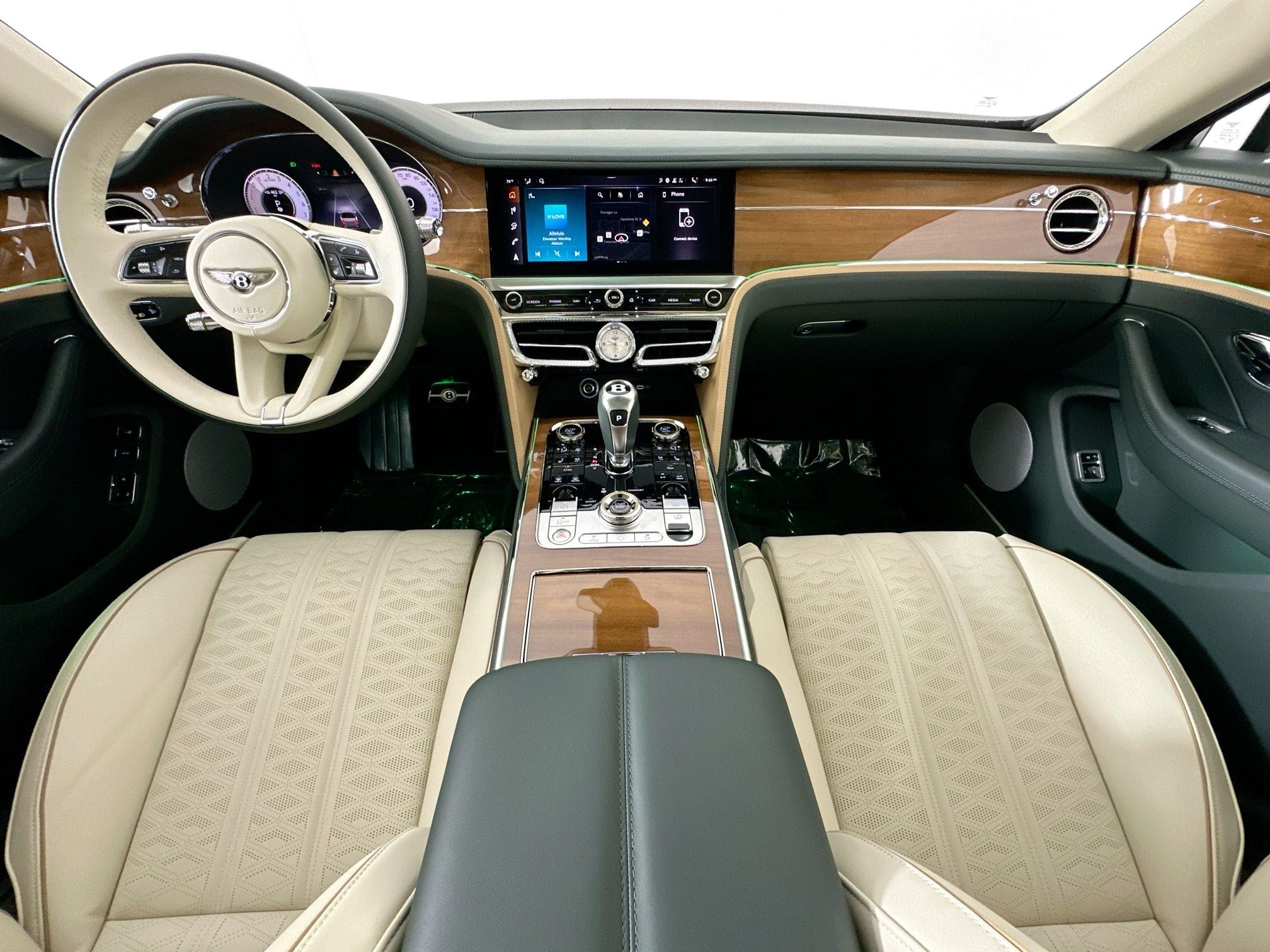 2026 Bentley Flying Spur Mulliner