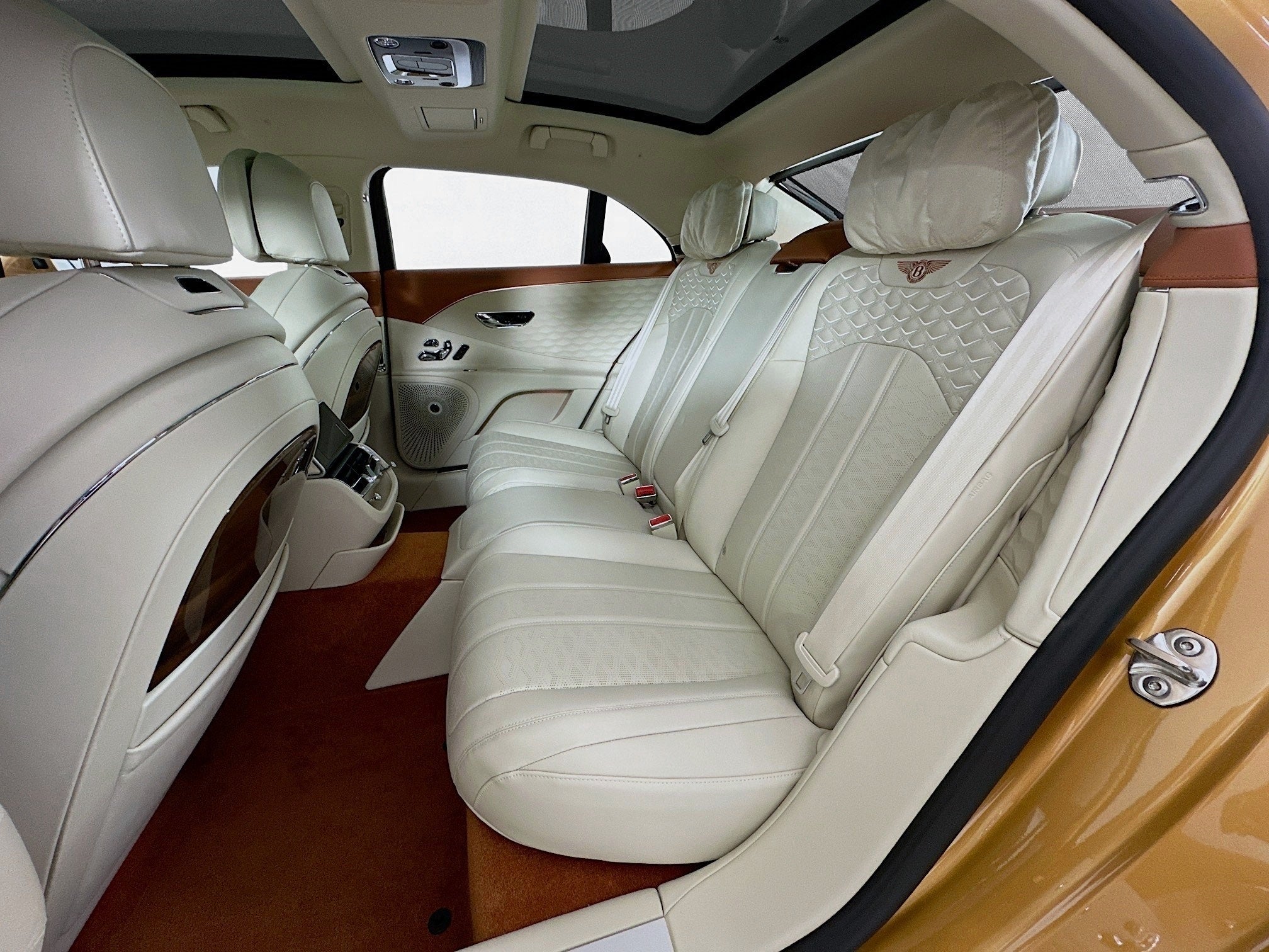 2026 Bentley Flying Spur Mulliner