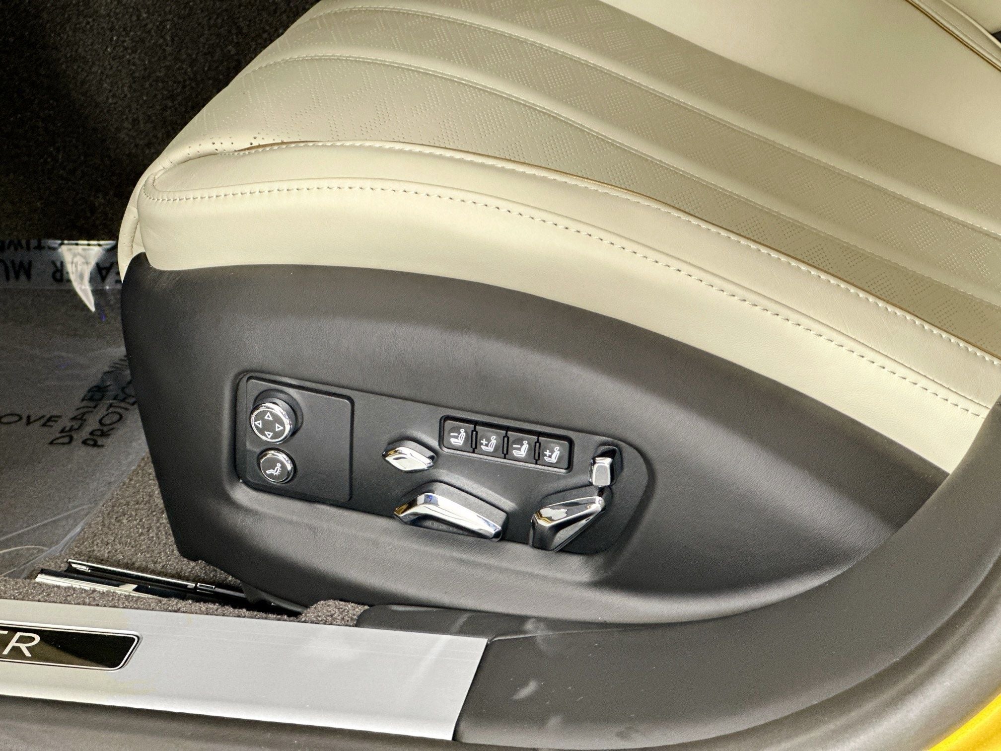 2026 Bentley Flying Spur Mulliner
