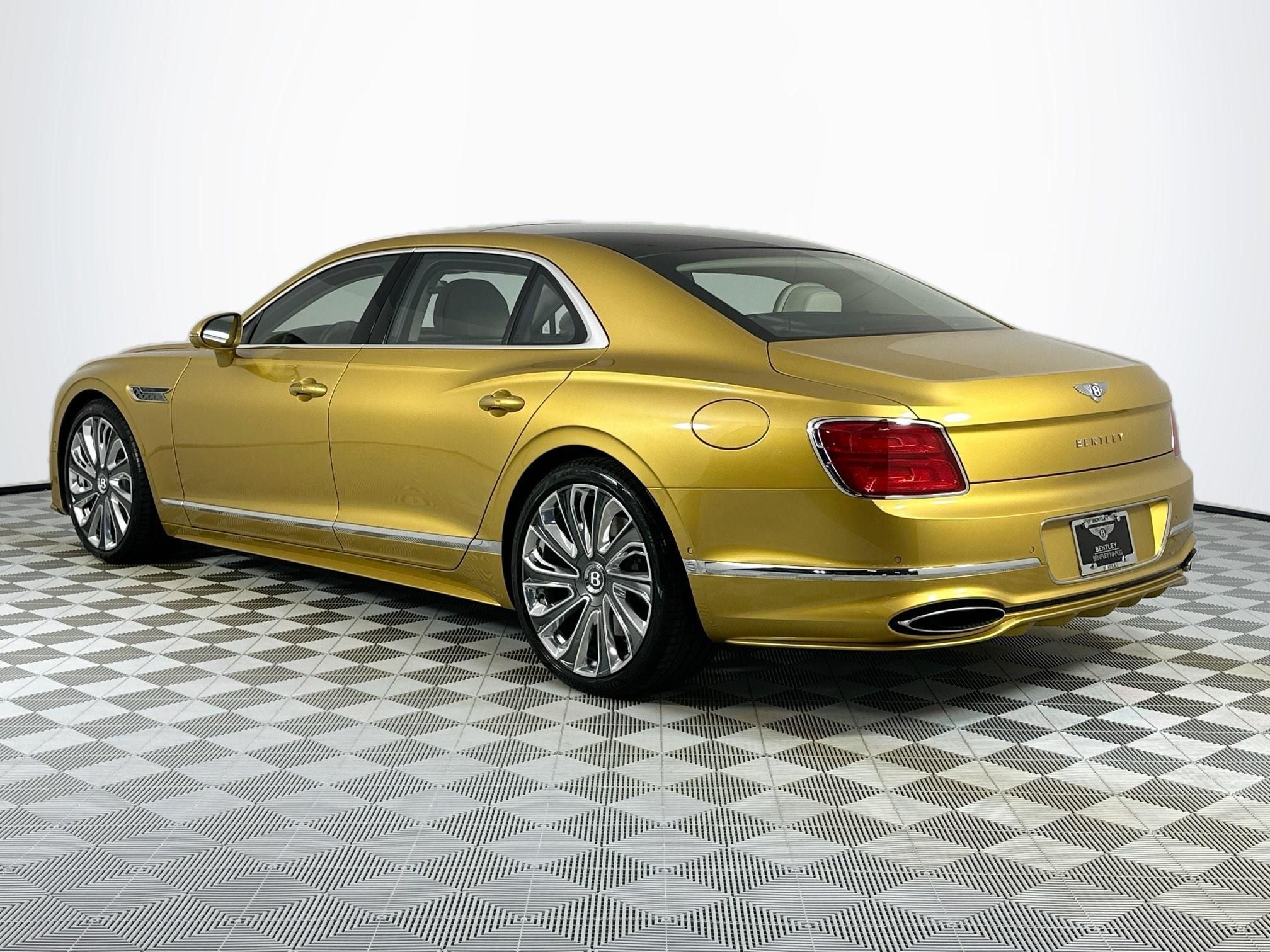 2026 Bentley Flying Spur Mulliner