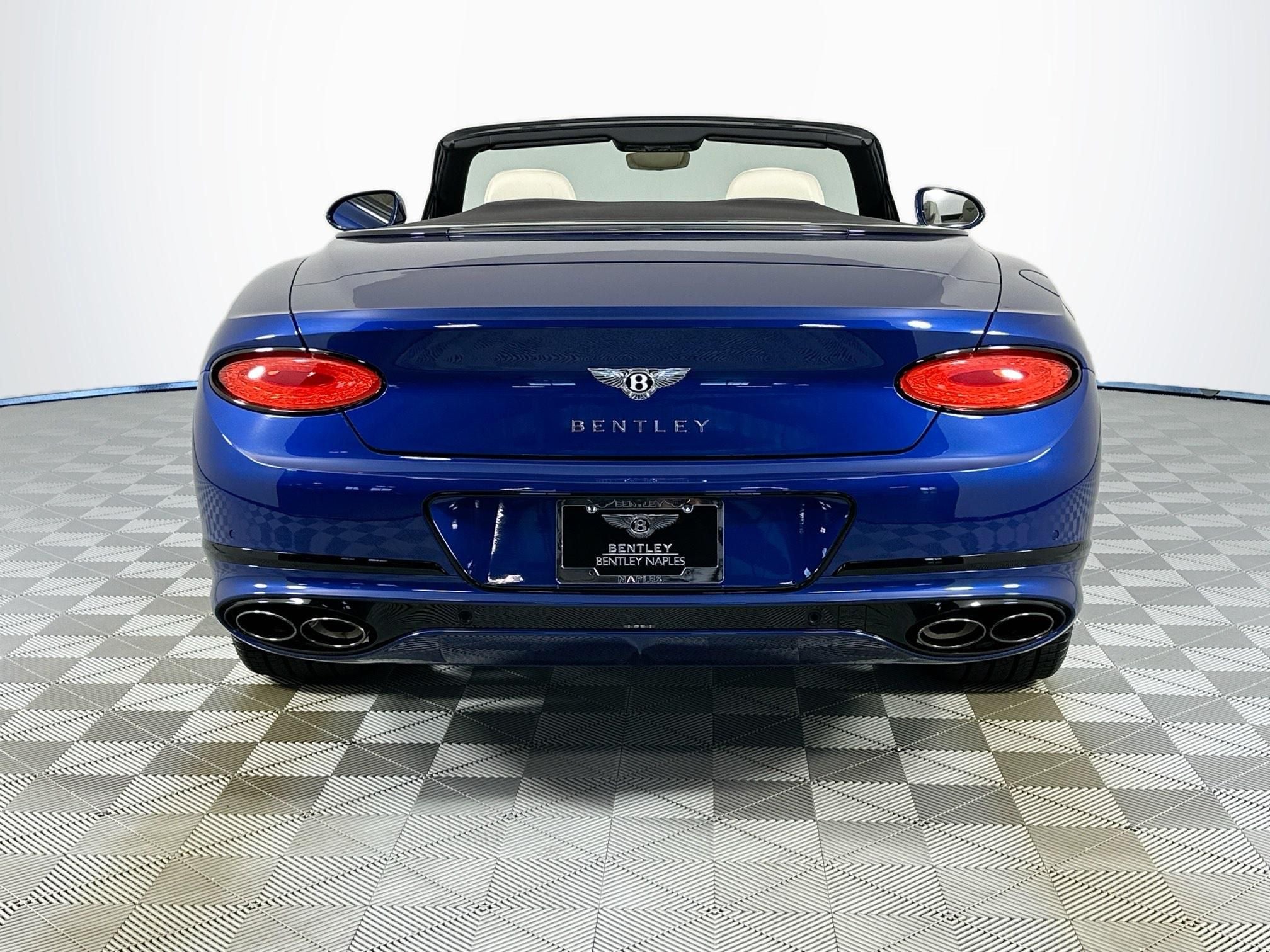 2022 Bentley Continental GTC V8 M.D.S.