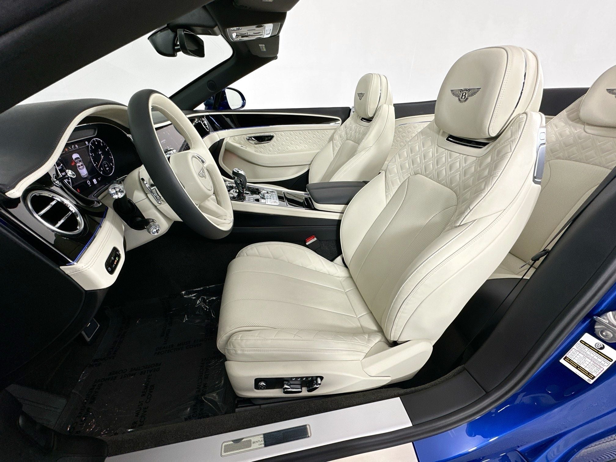 2022 Bentley Continental GTC V8 M.D.S.